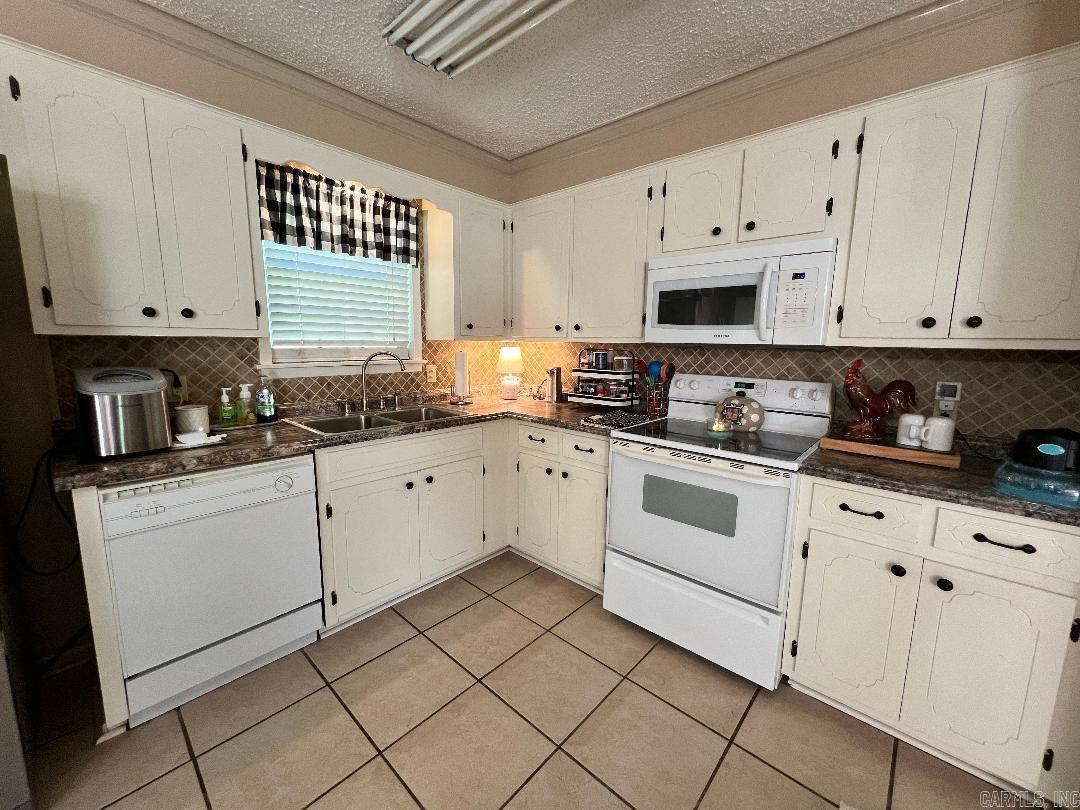 Western Meadows - Residential