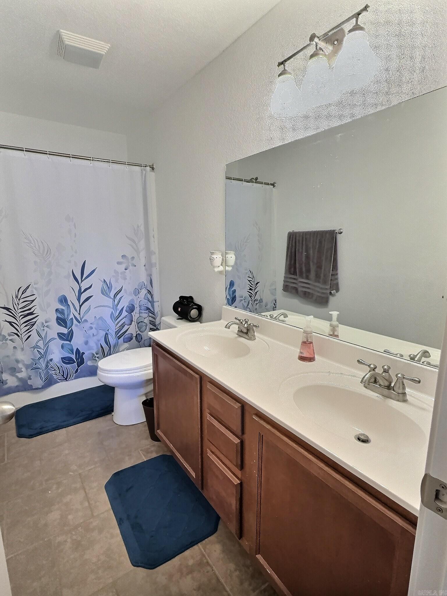 SOUTHERN COMFORT ESTATES - Residential