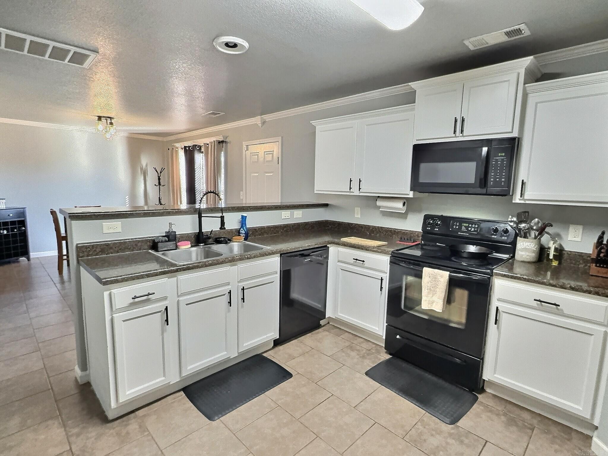 SOUTHERN COMFORT ESTATES - Residential