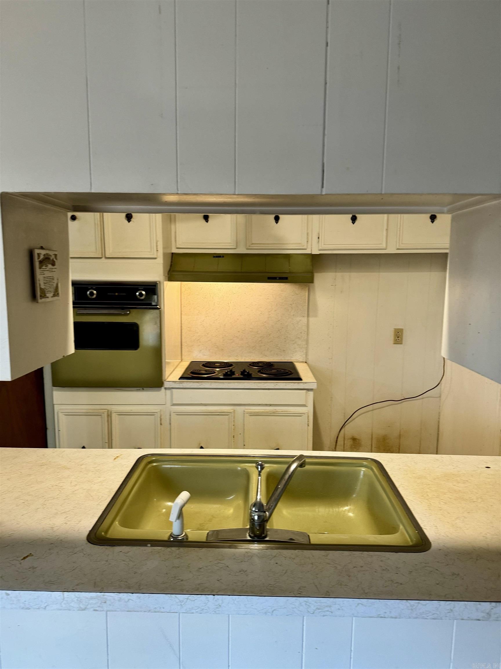 ROBIN HOOD ADD - Residential