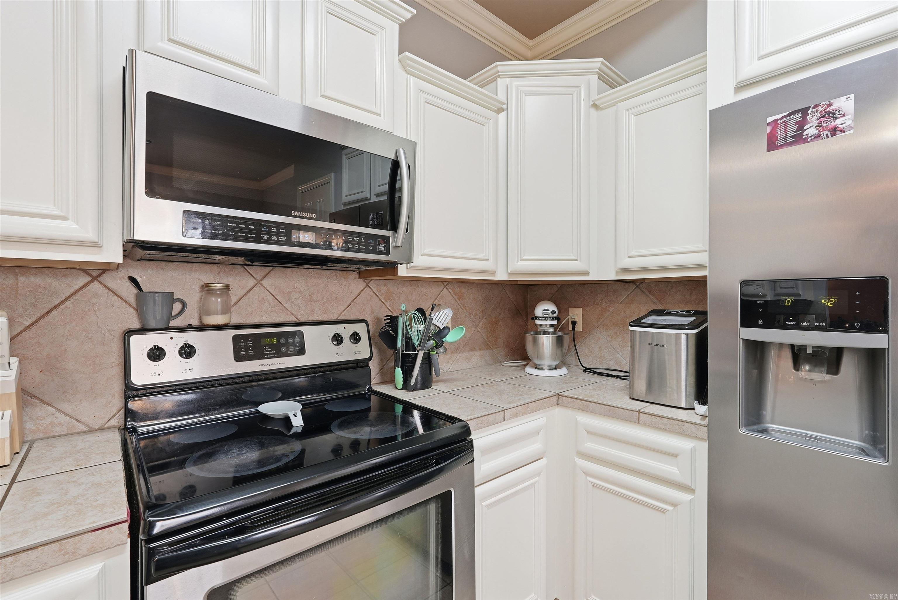 HUNTER HEIGHTS - Residential