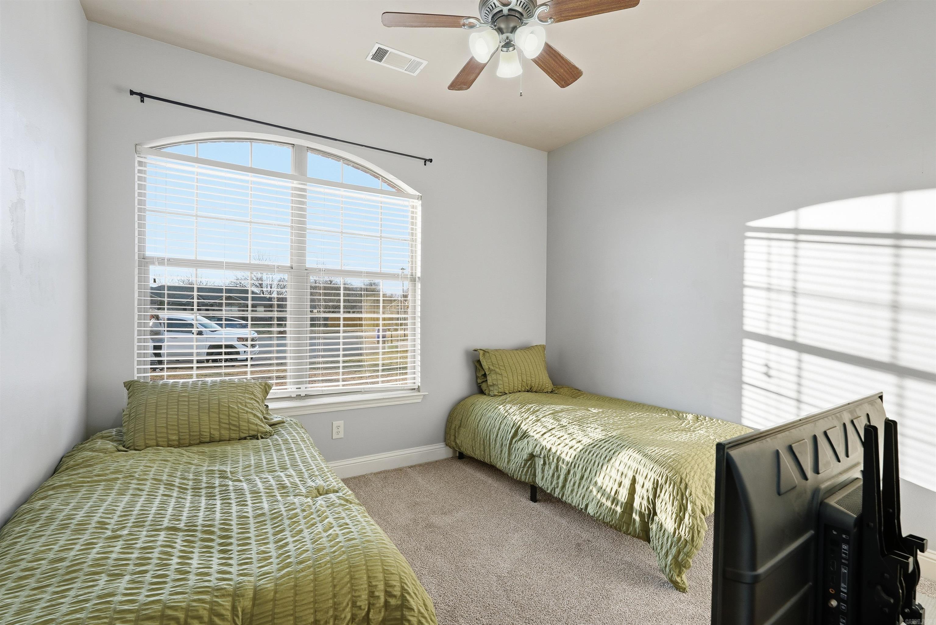 HUNTER HEIGHTS - Residential