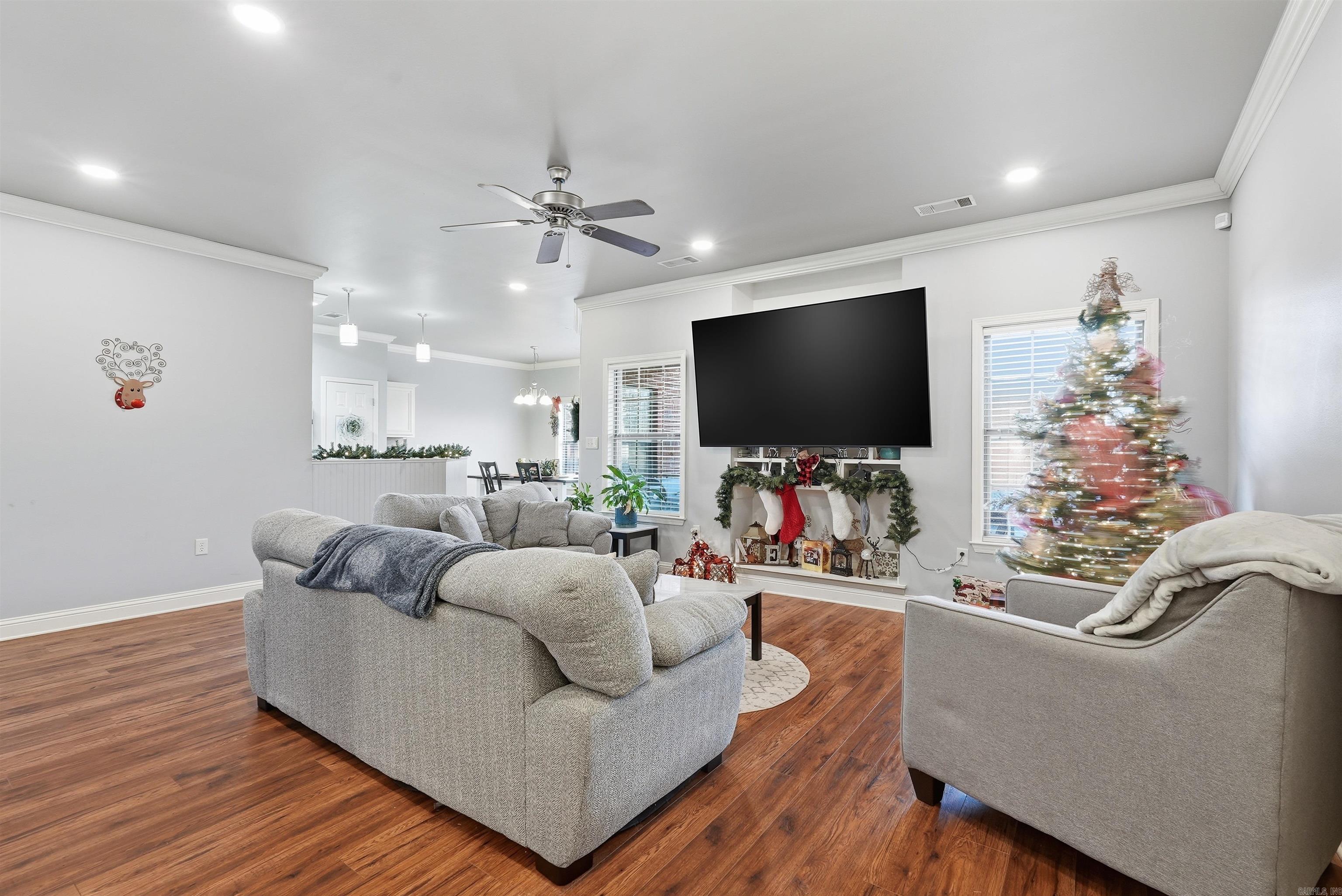 HUNTER HEIGHTS - Residential