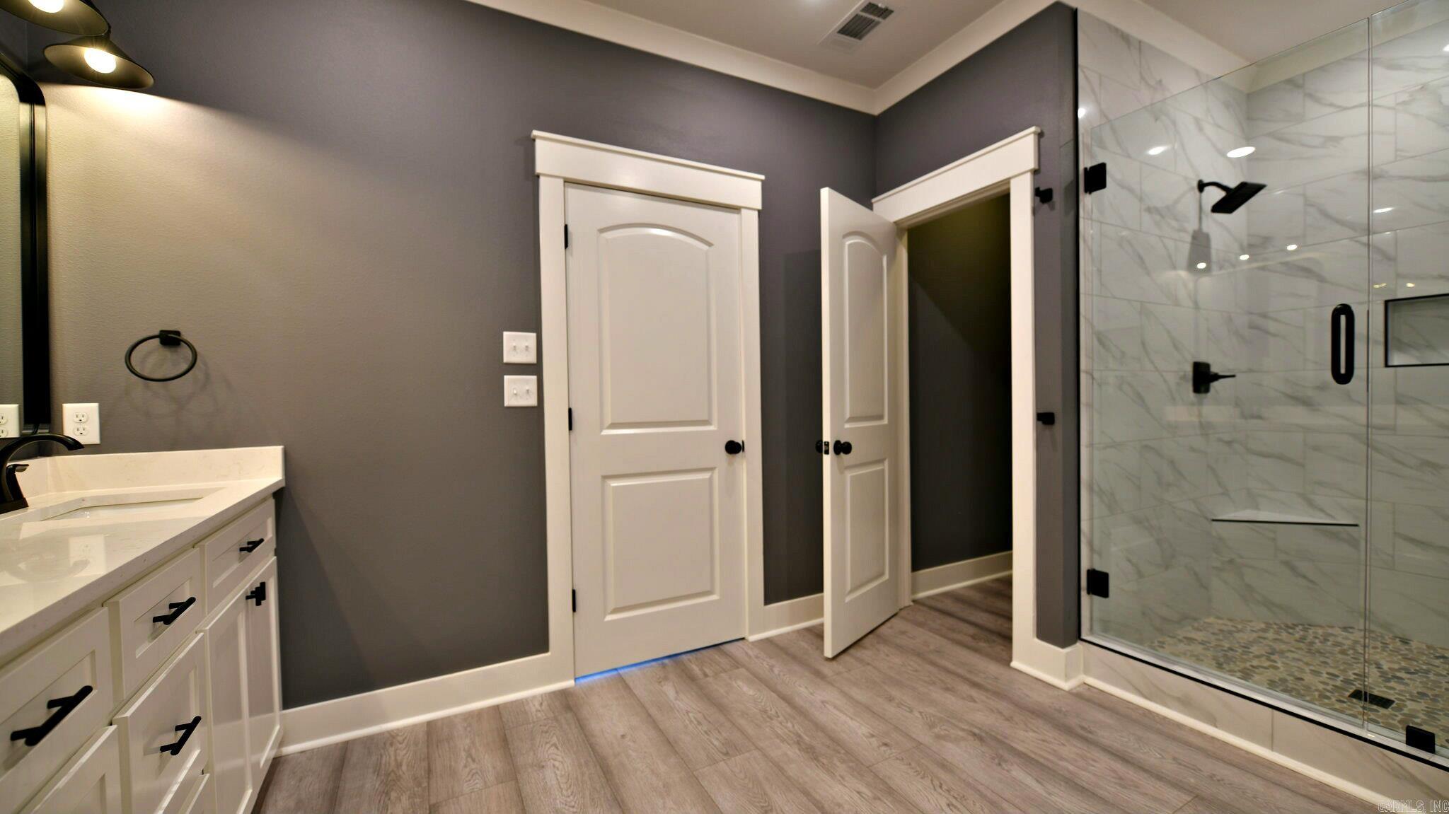 MKT Trust Co - Residential