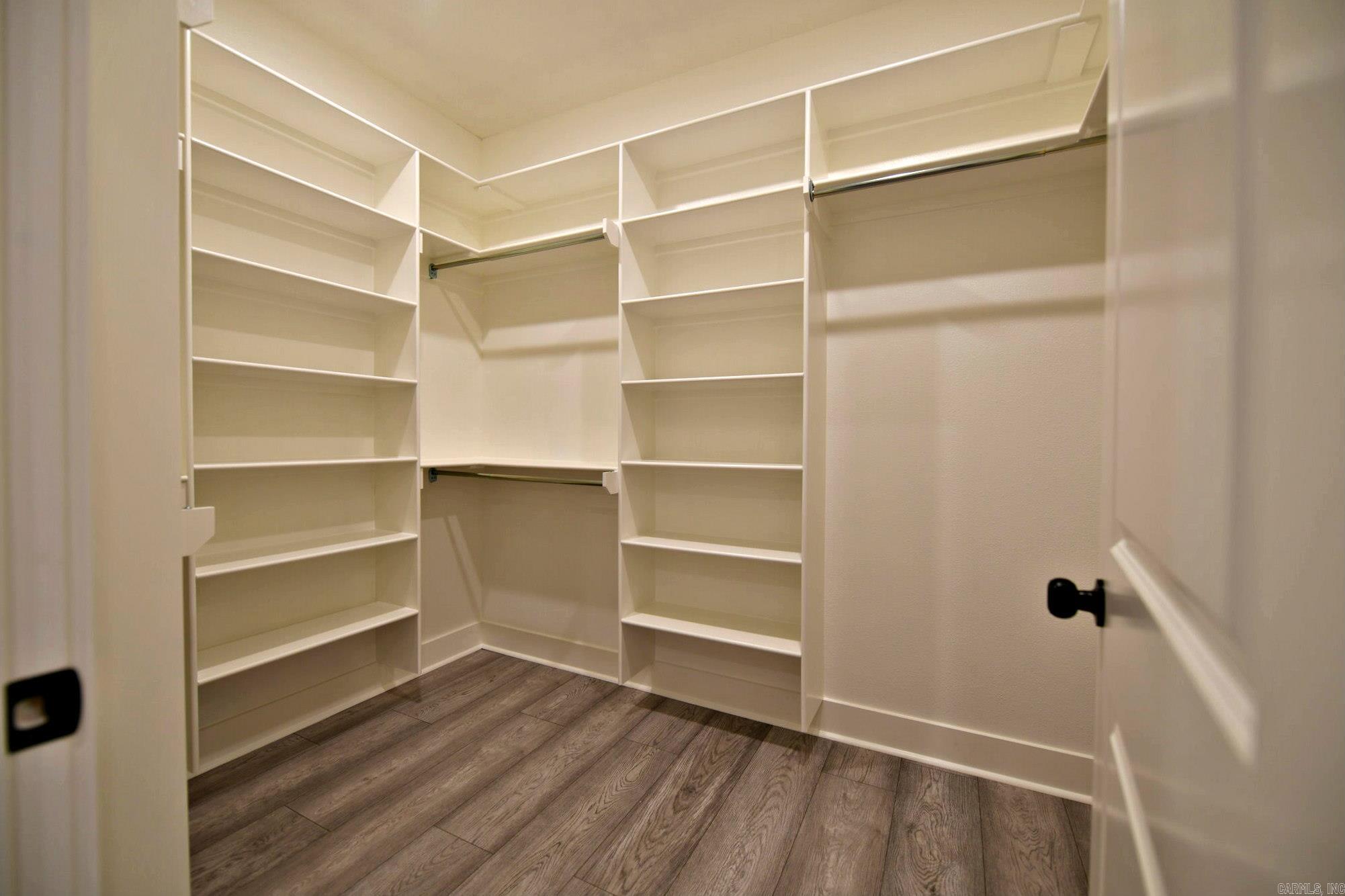 MKT Trust Co - Residential