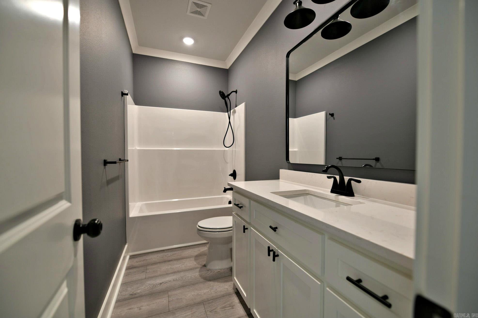 MKT Trust Co - Residential