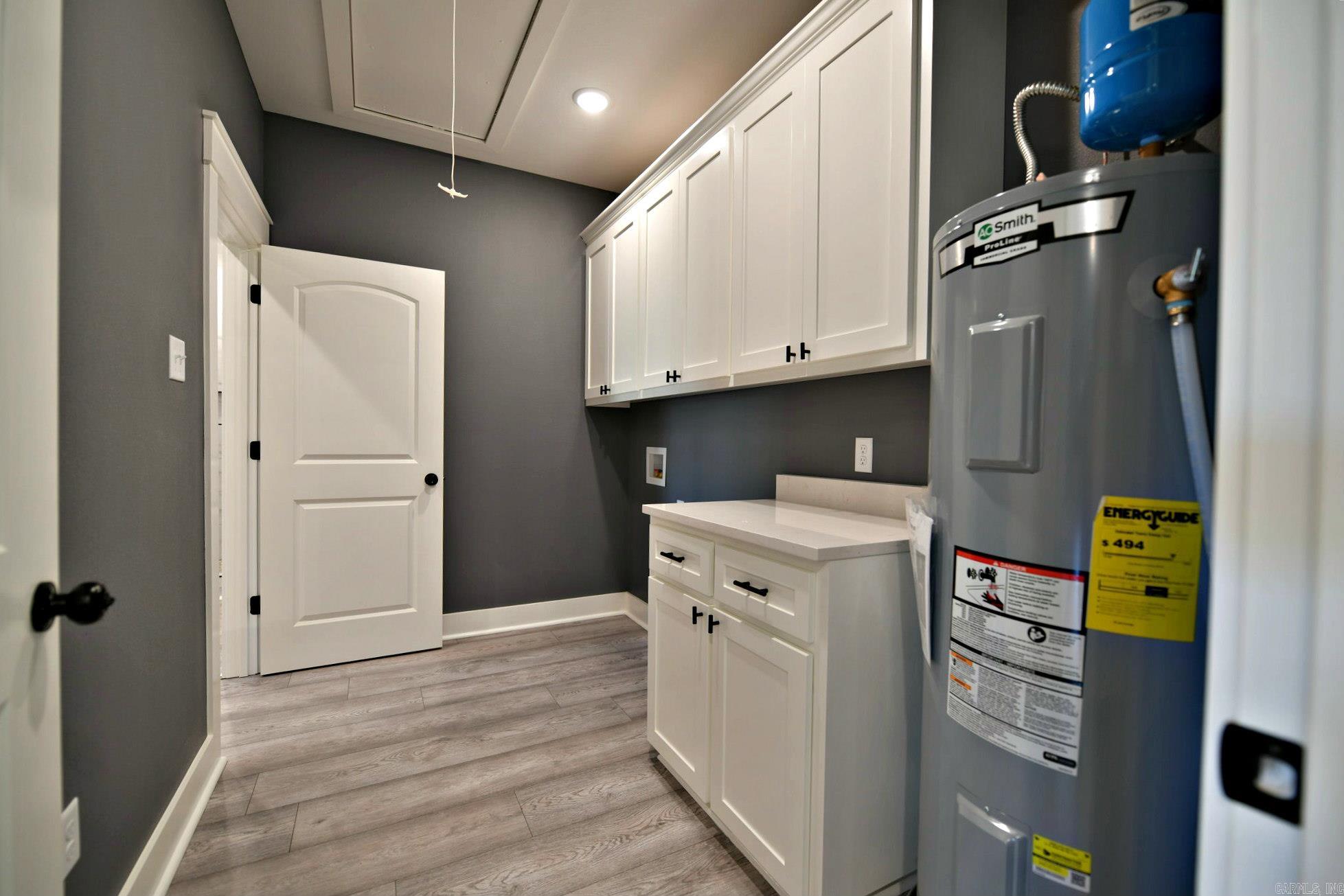 MKT Trust Co - Residential