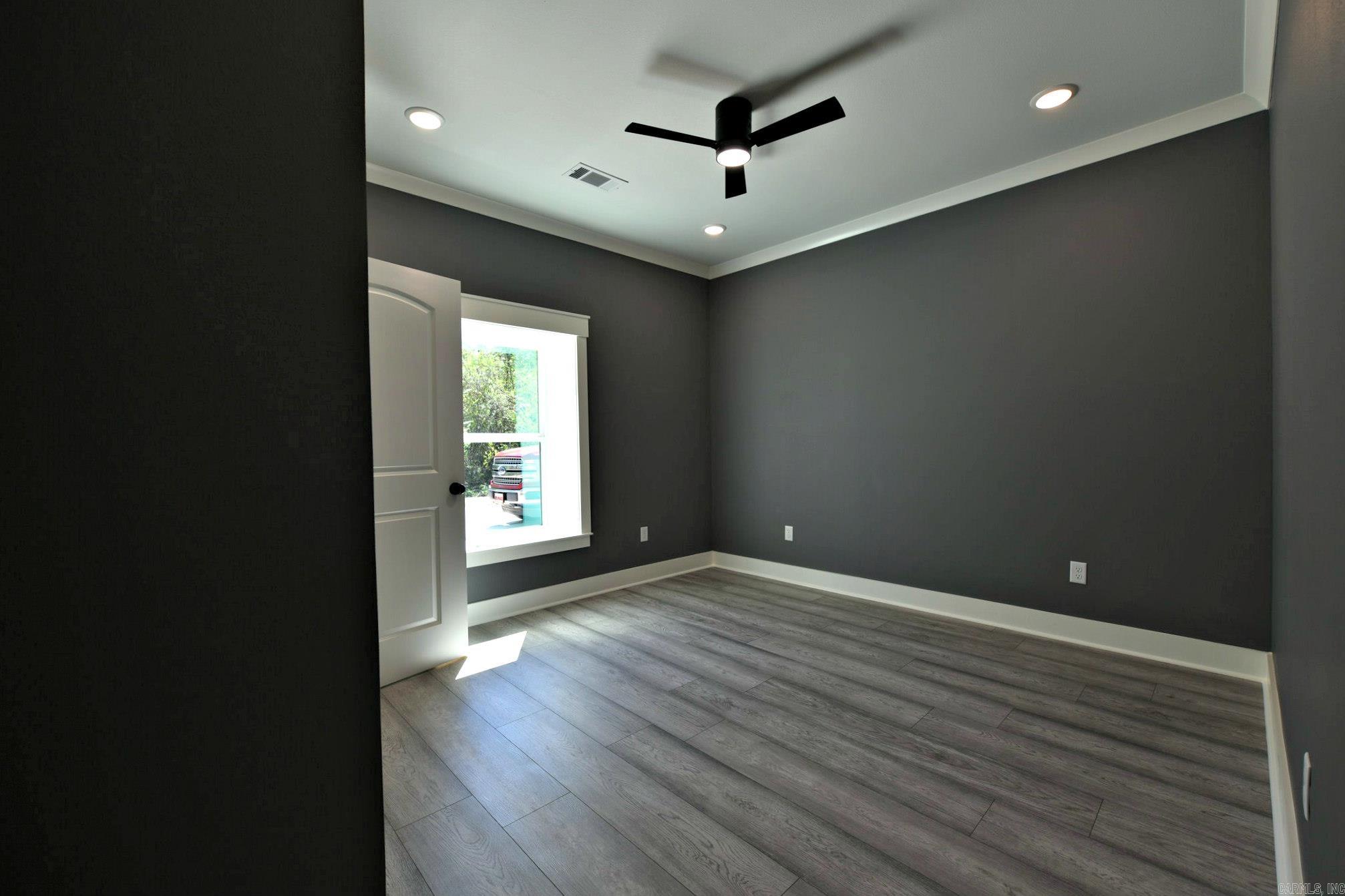 MKT Trust Co - Residential