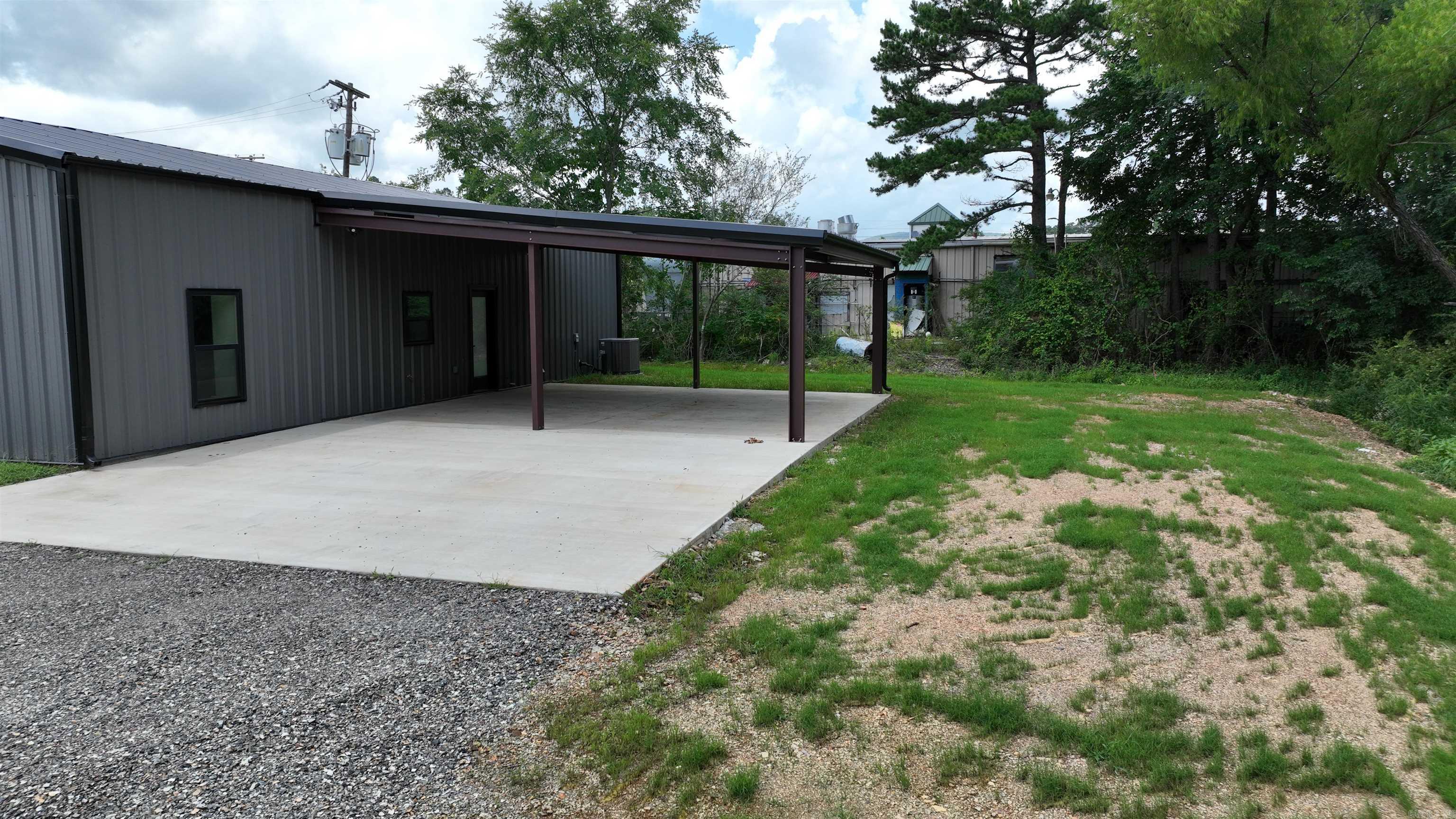 MKT Trust Co - Residential