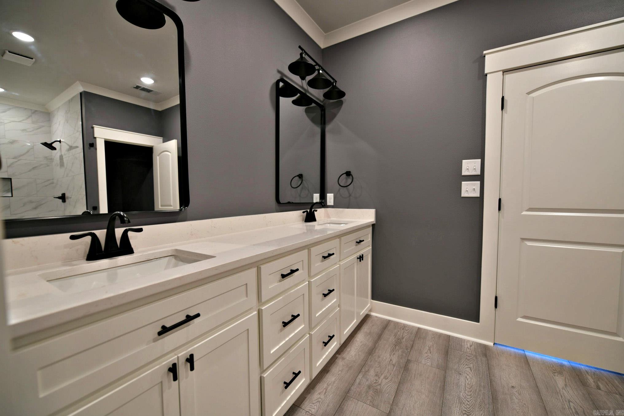 MKT Trust Co - Residential