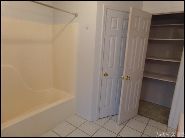 Meadow Lake - Residential Lease