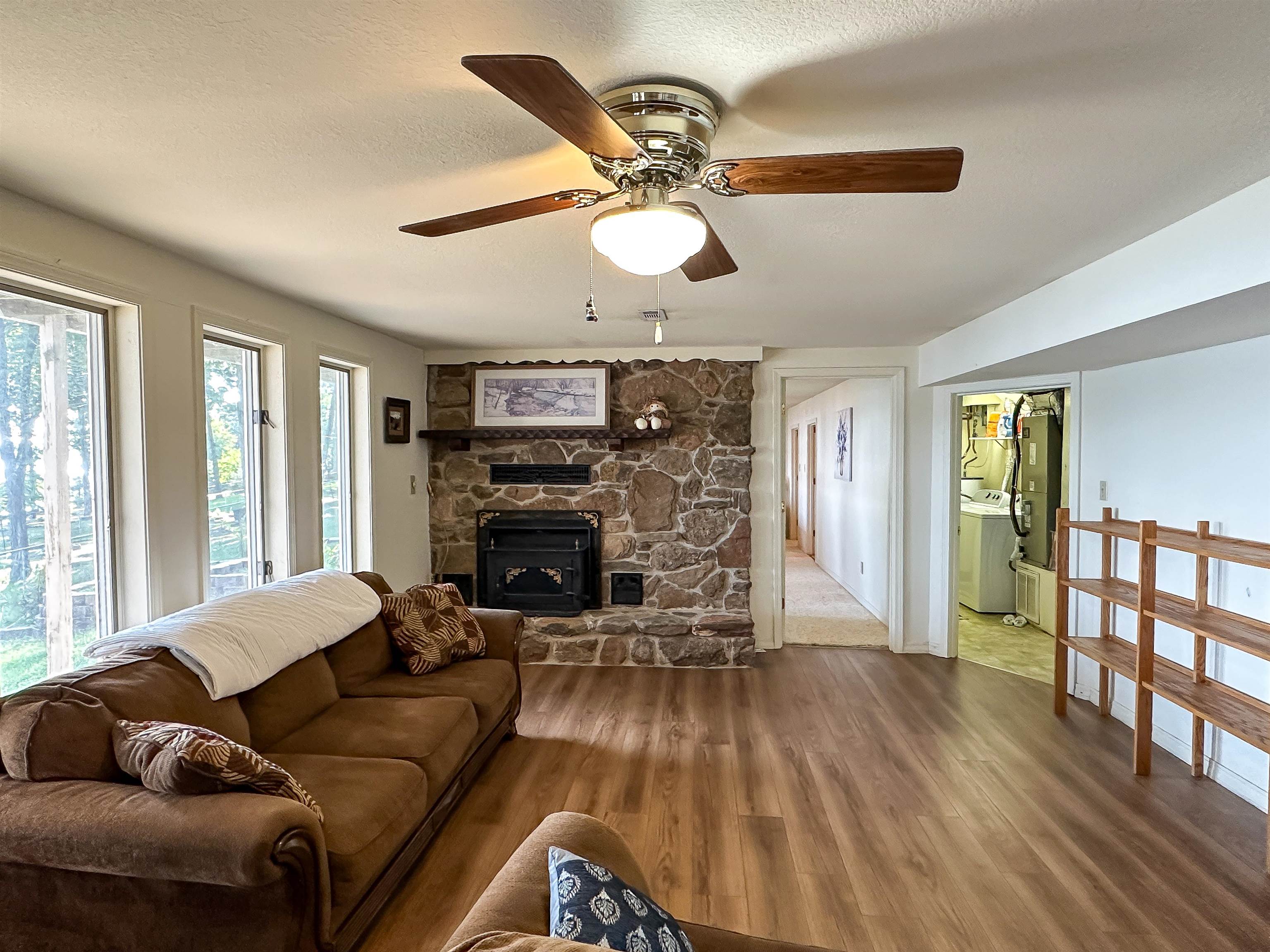 CROWN VIEW - Residential