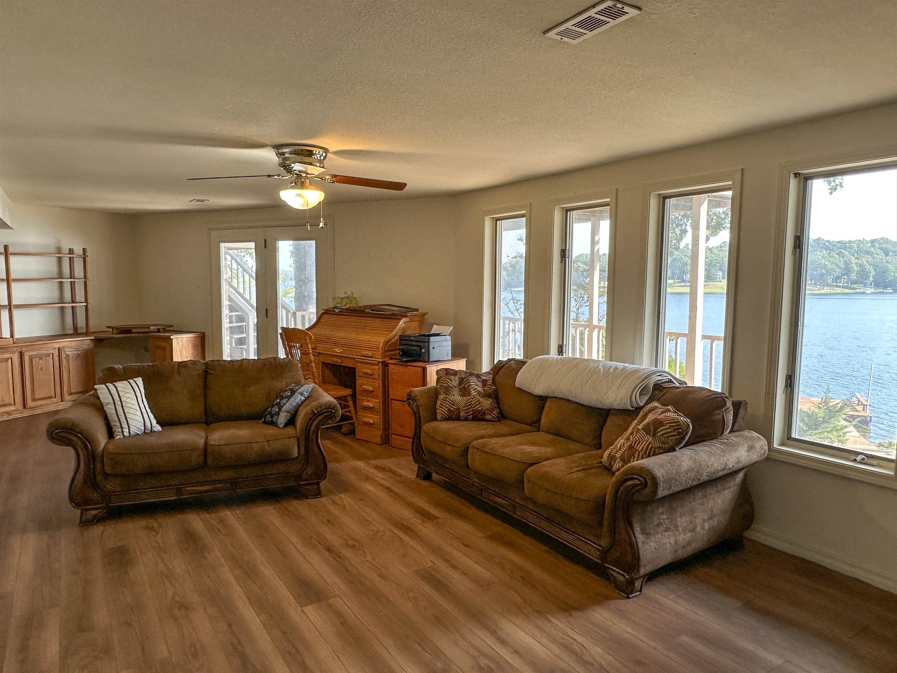 CROWN VIEW - Residential