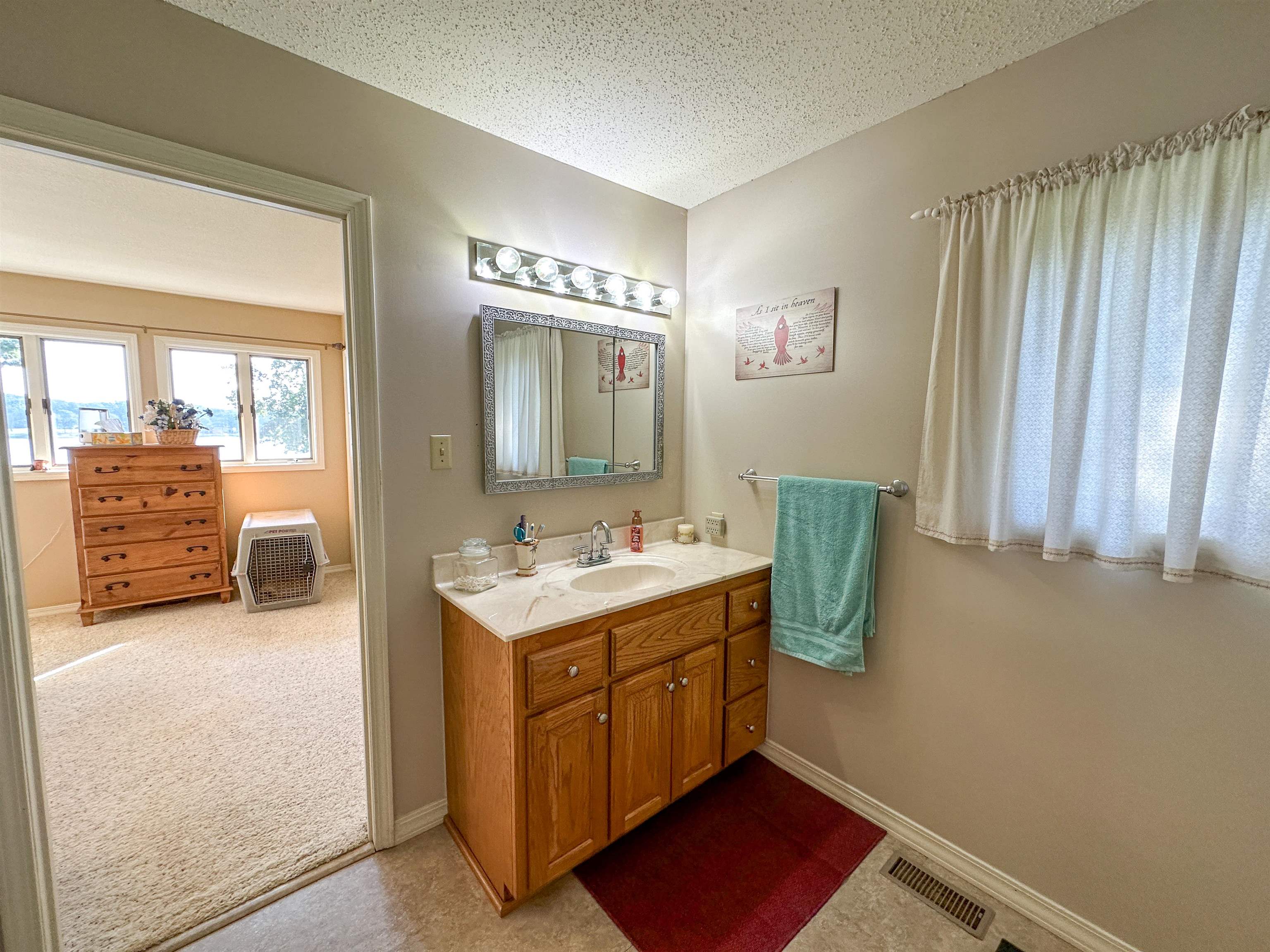 CROWN VIEW - Residential