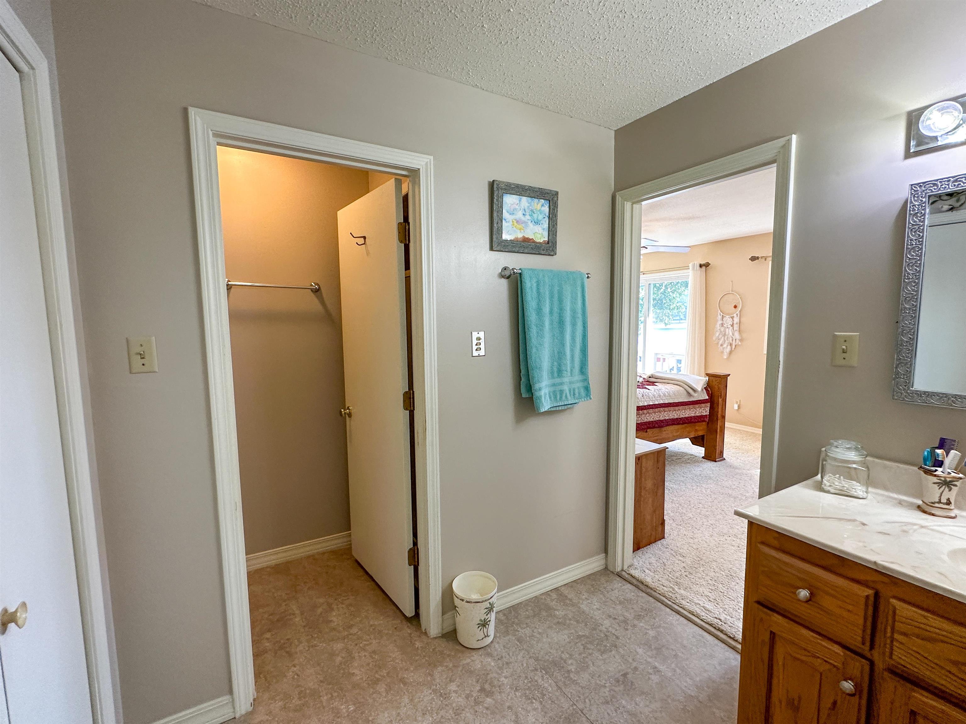 CROWN VIEW - Residential