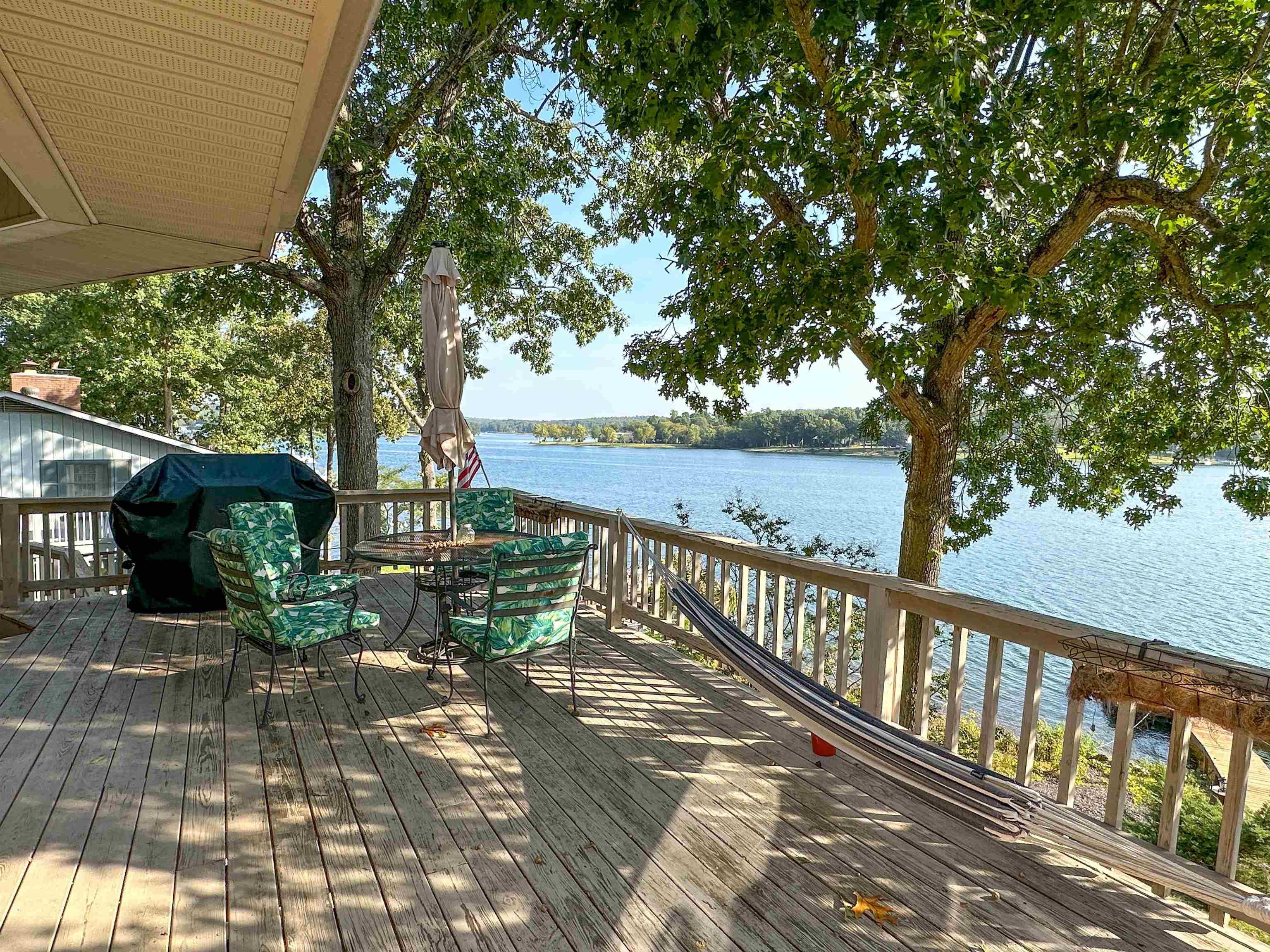 CROWN VIEW - Residential