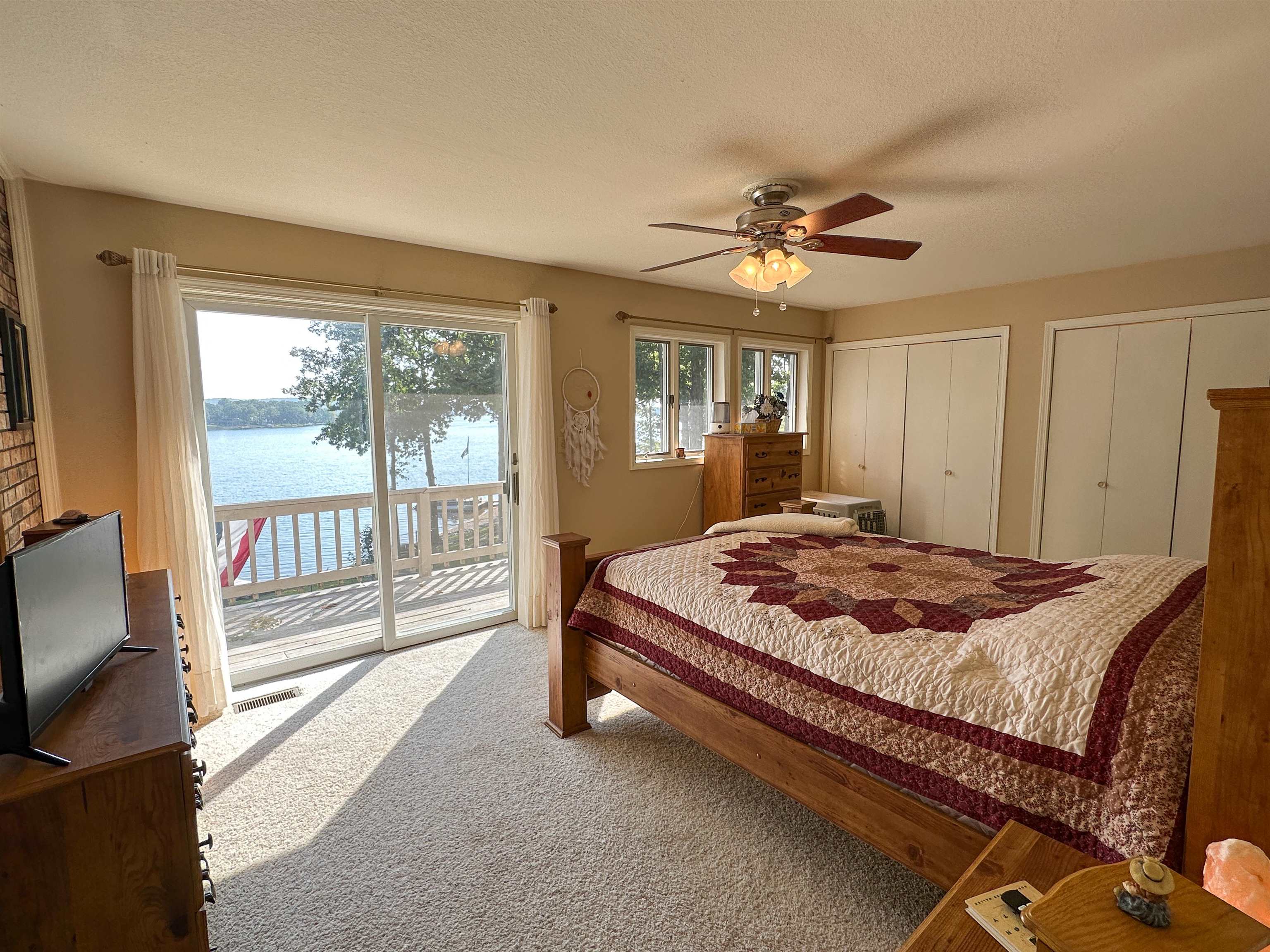 CROWN VIEW - Residential