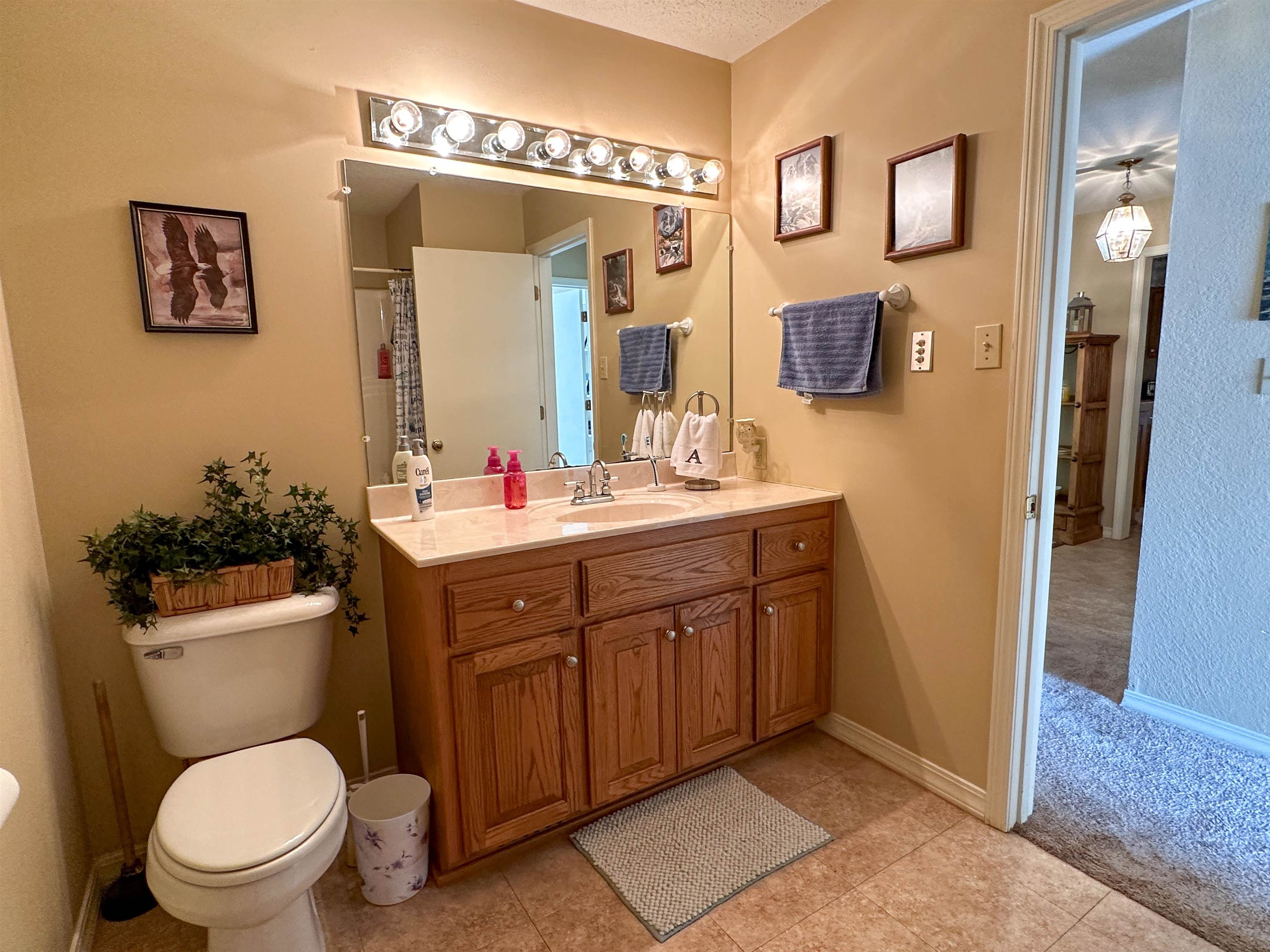 CROWN VIEW - Residential