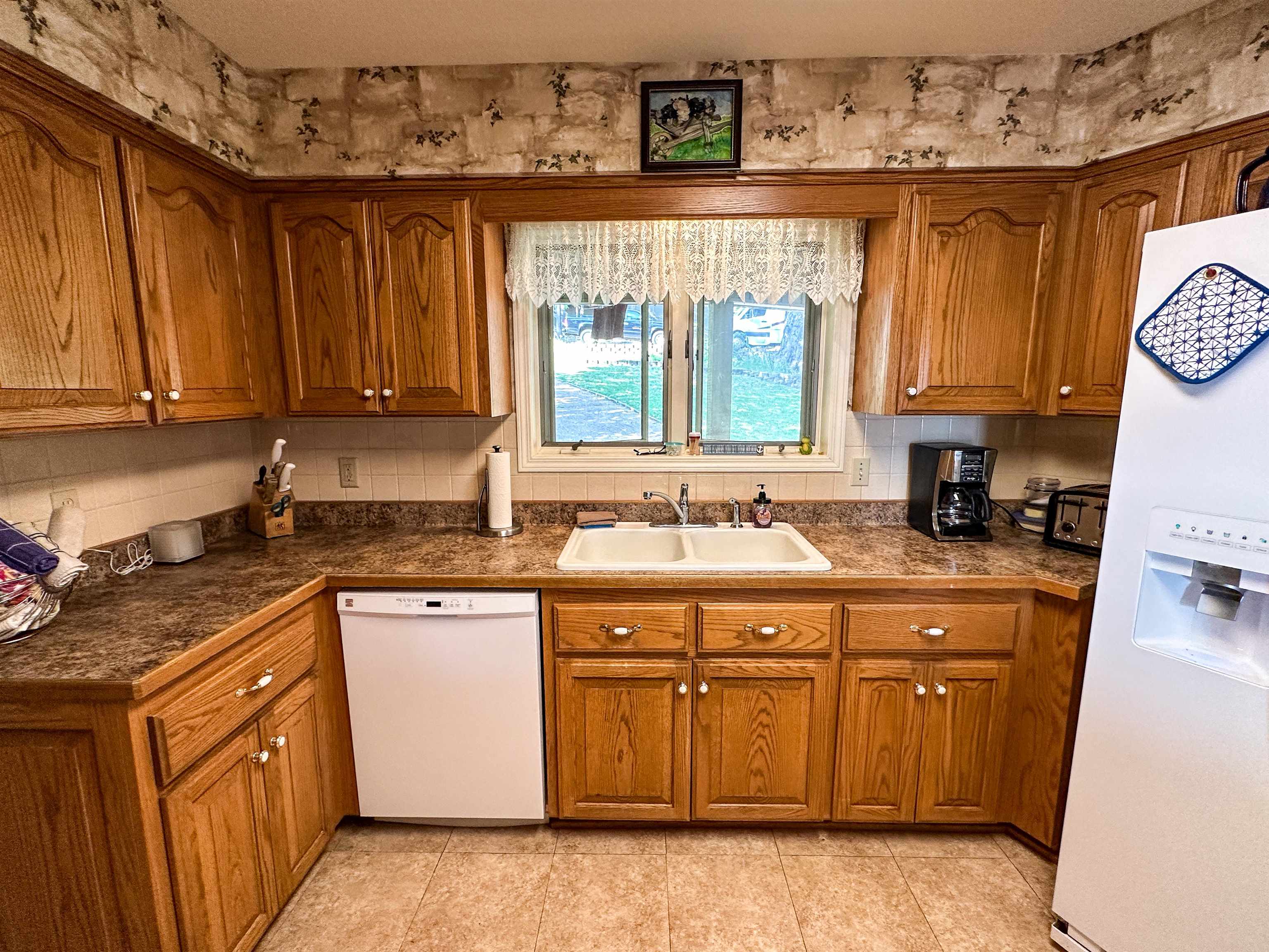 CROWN VIEW - Residential