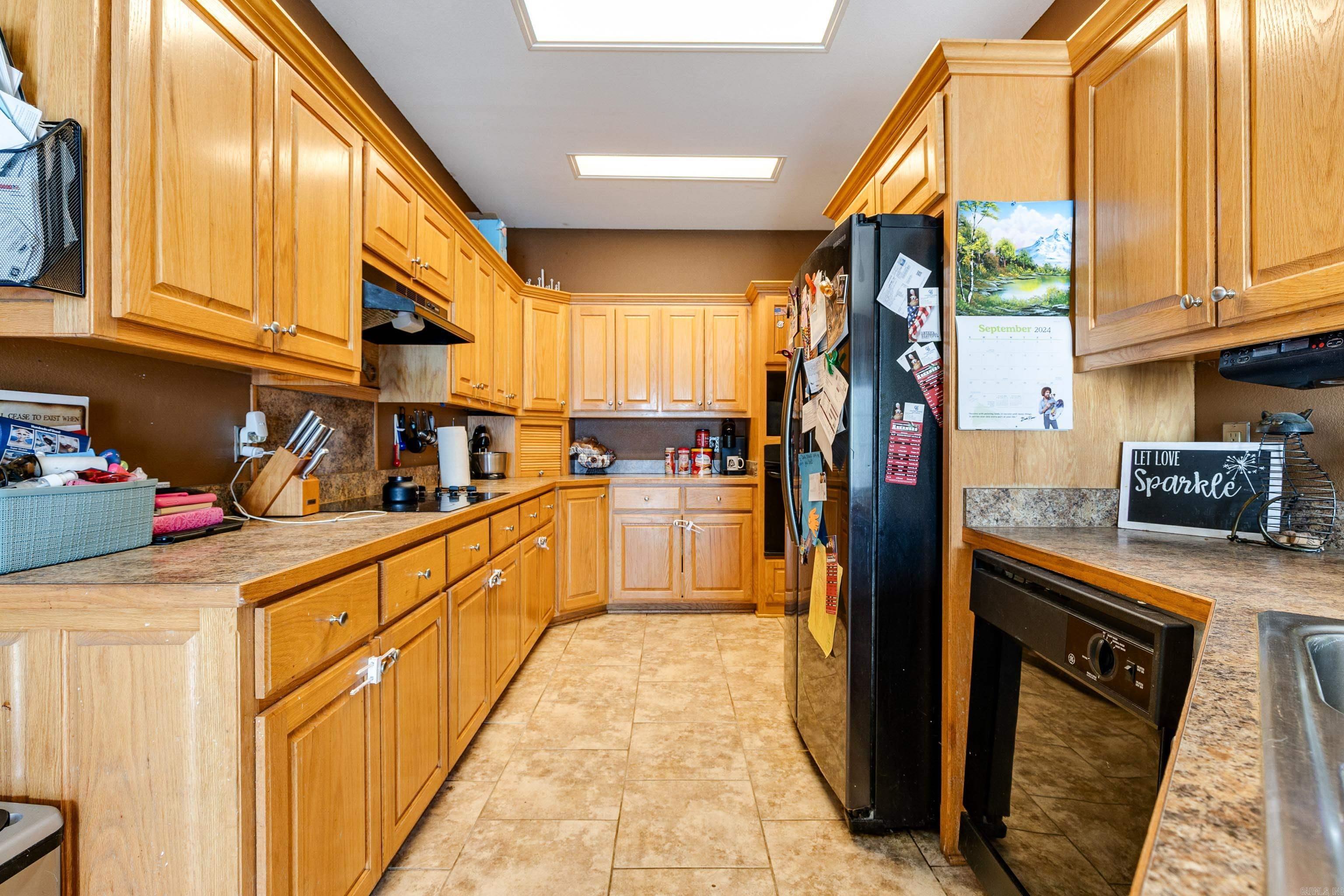 WISTERIA VINEYARD - Residential