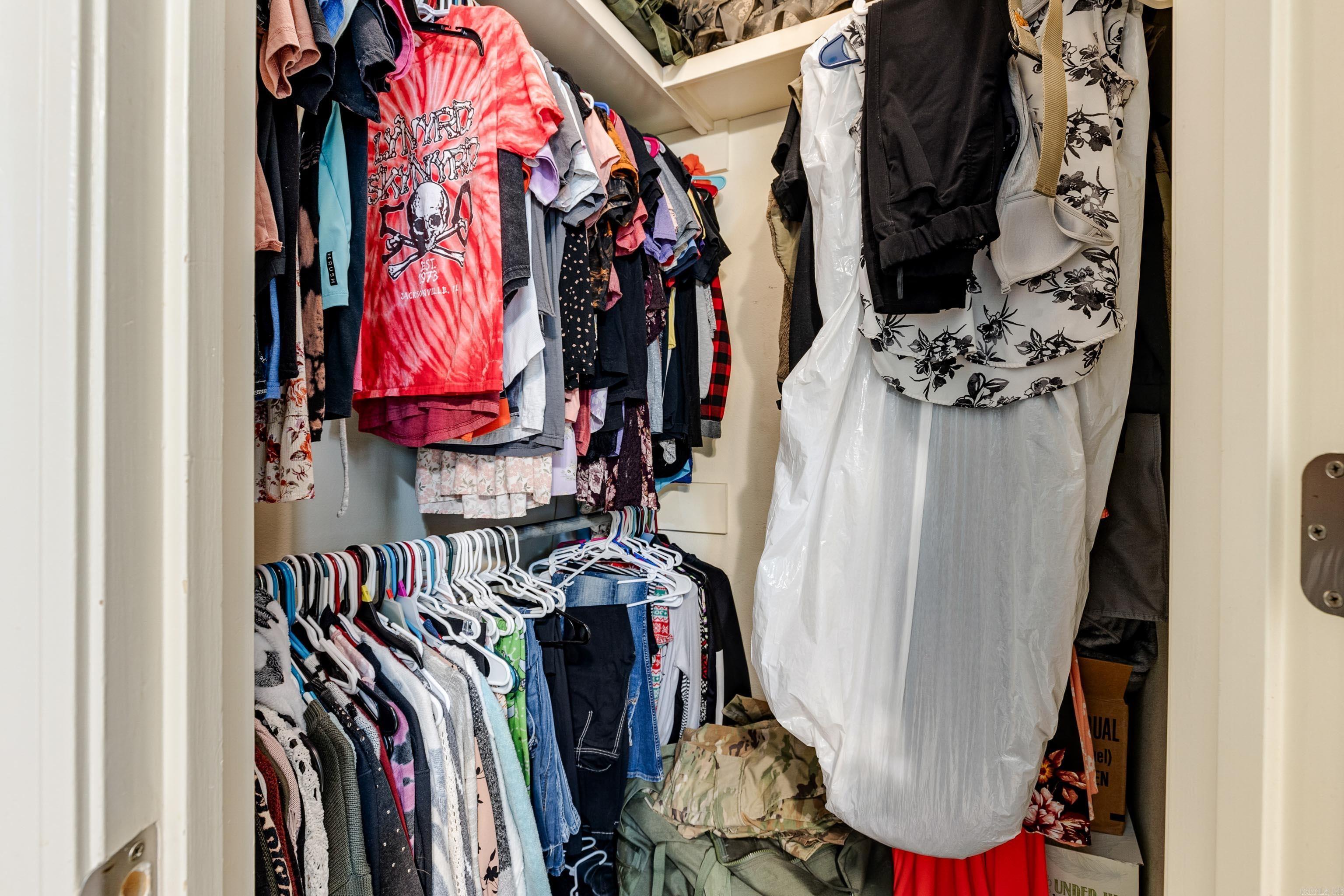 WISTERIA VINEYARD - Residential