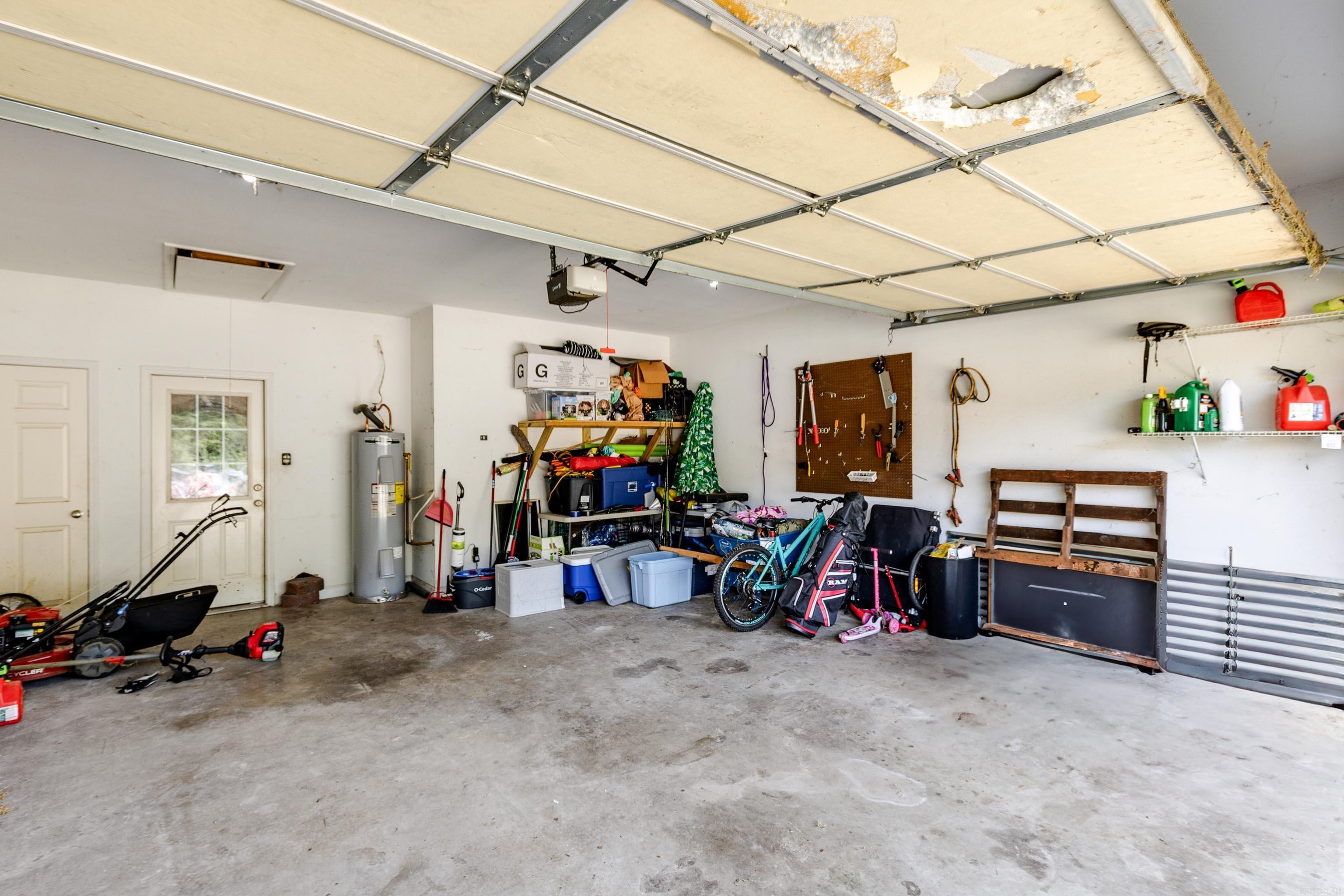 WISTERIA VINEYARD - Residential