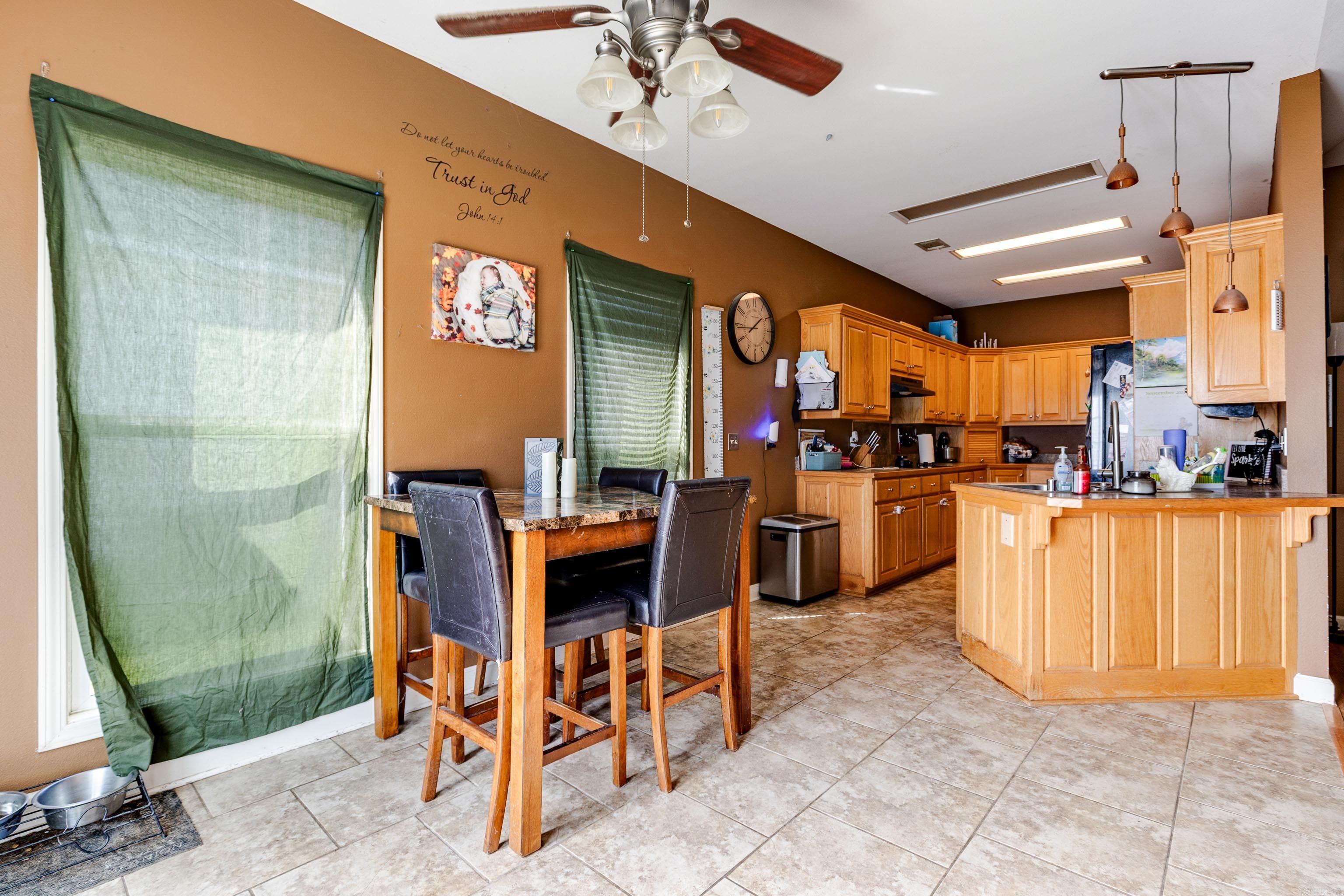 WISTERIA VINEYARD - Residential