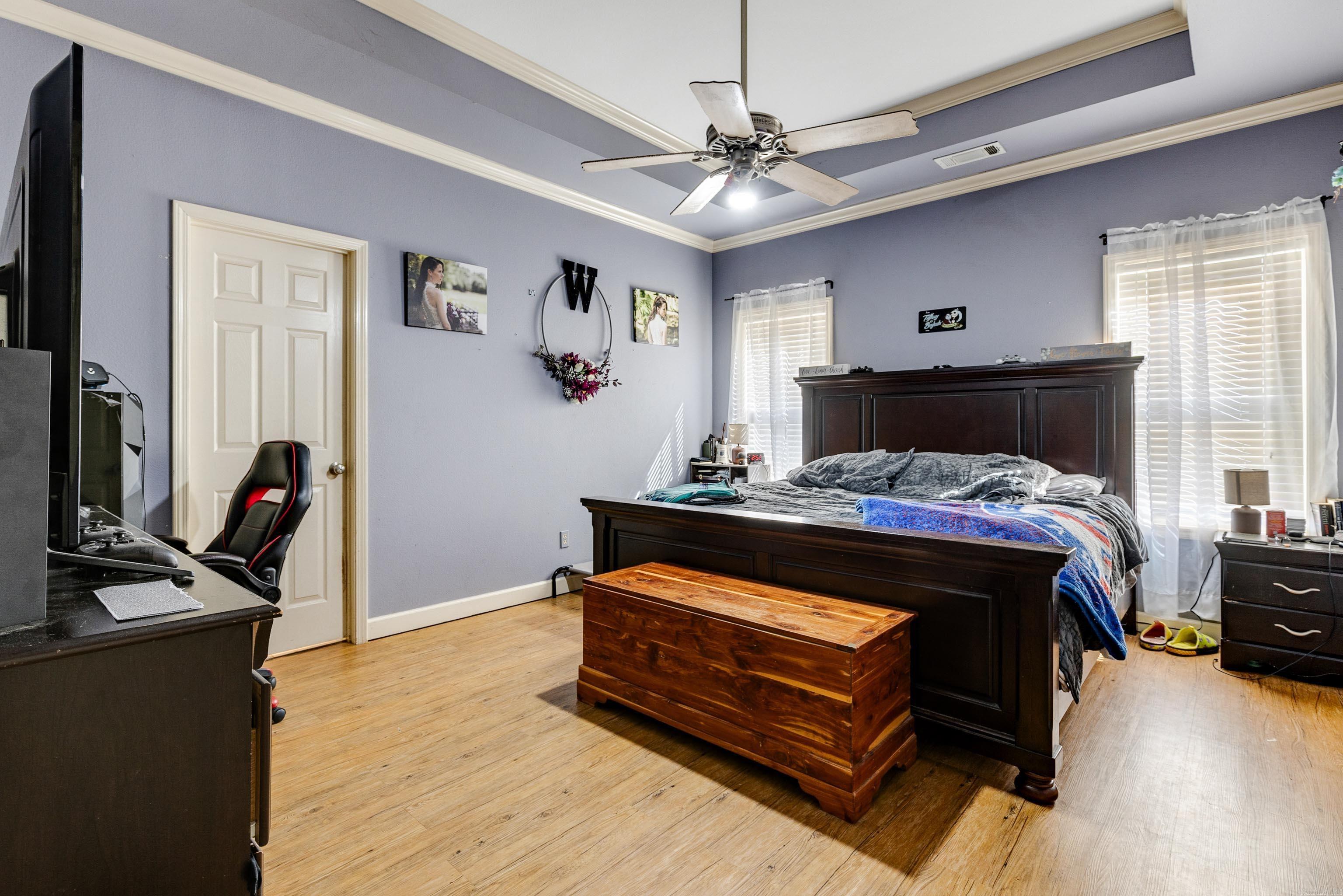 WISTERIA VINEYARD - Residential