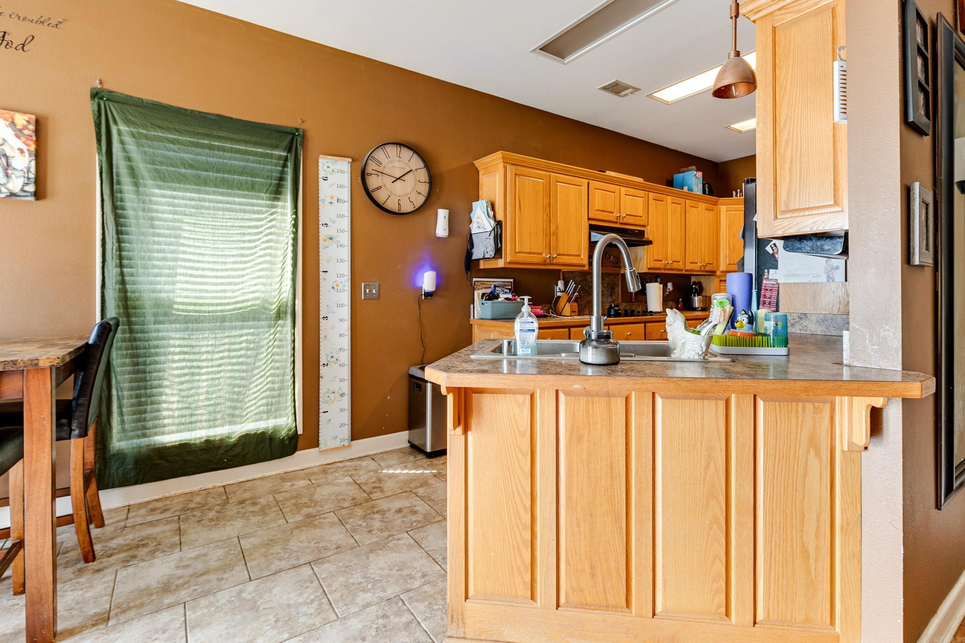 WISTERIA VINEYARD - Residential