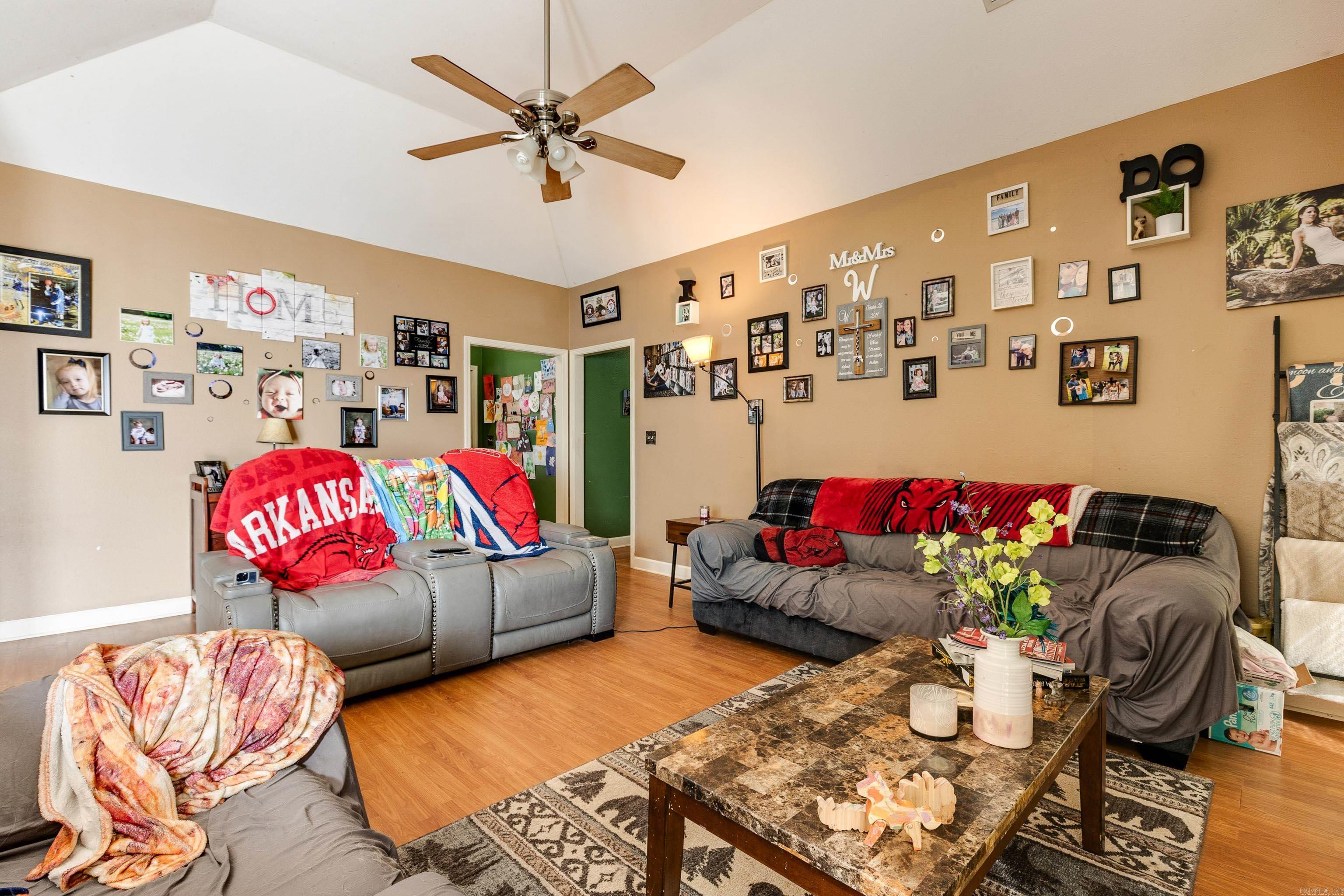 WISTERIA VINEYARD - Residential