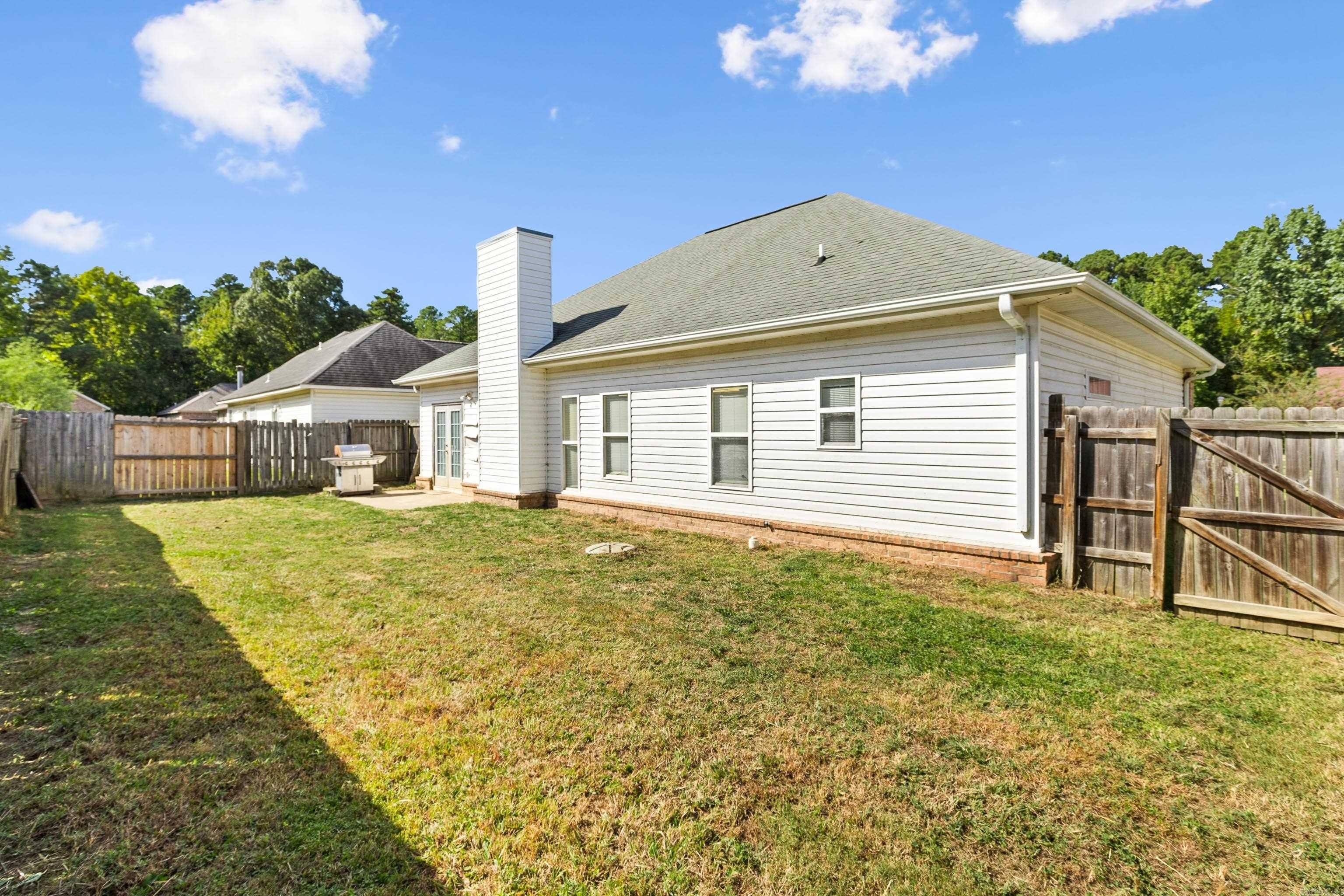 WISTERIA VINEYARD - Residential
