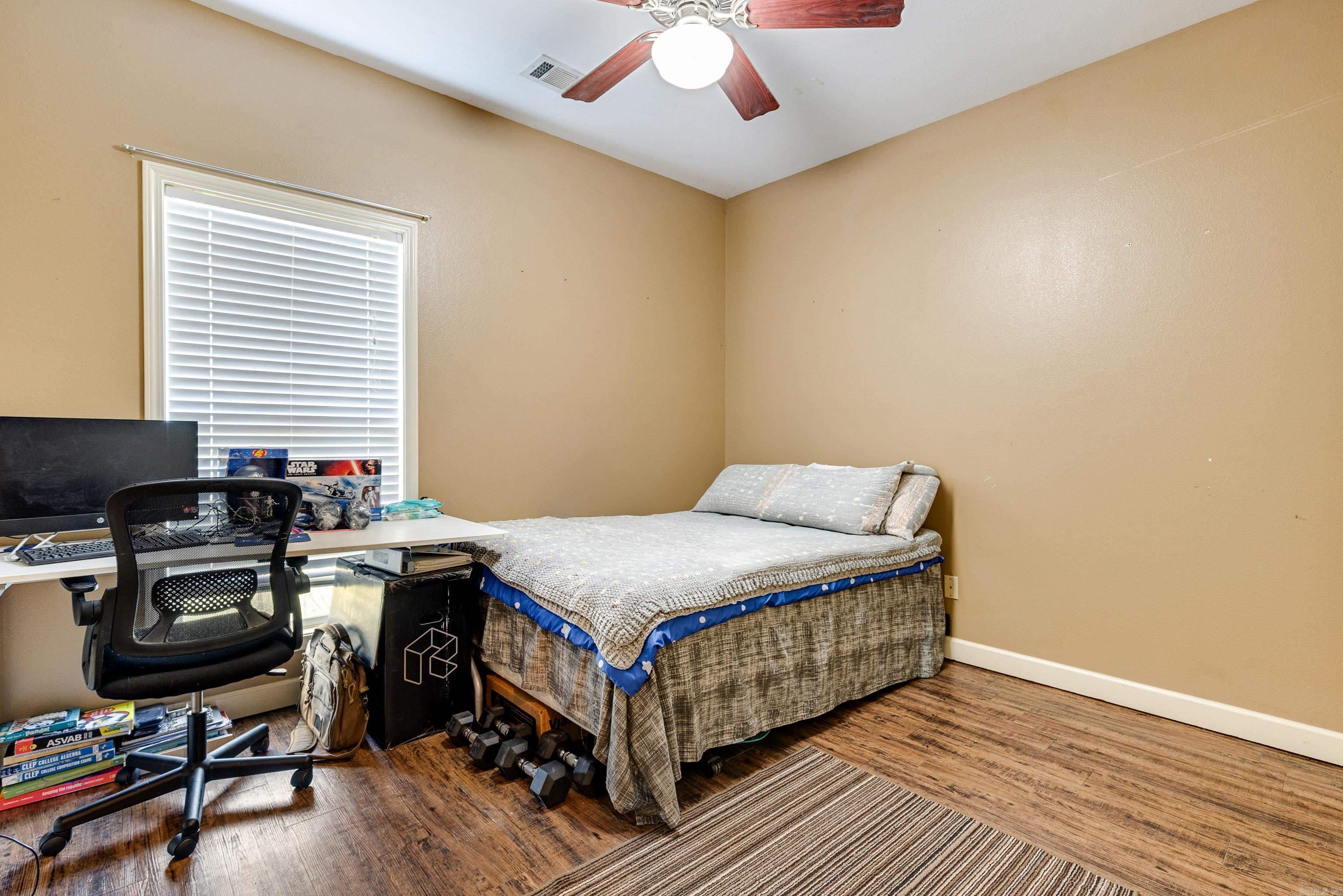 WISTERIA VINEYARD - Residential