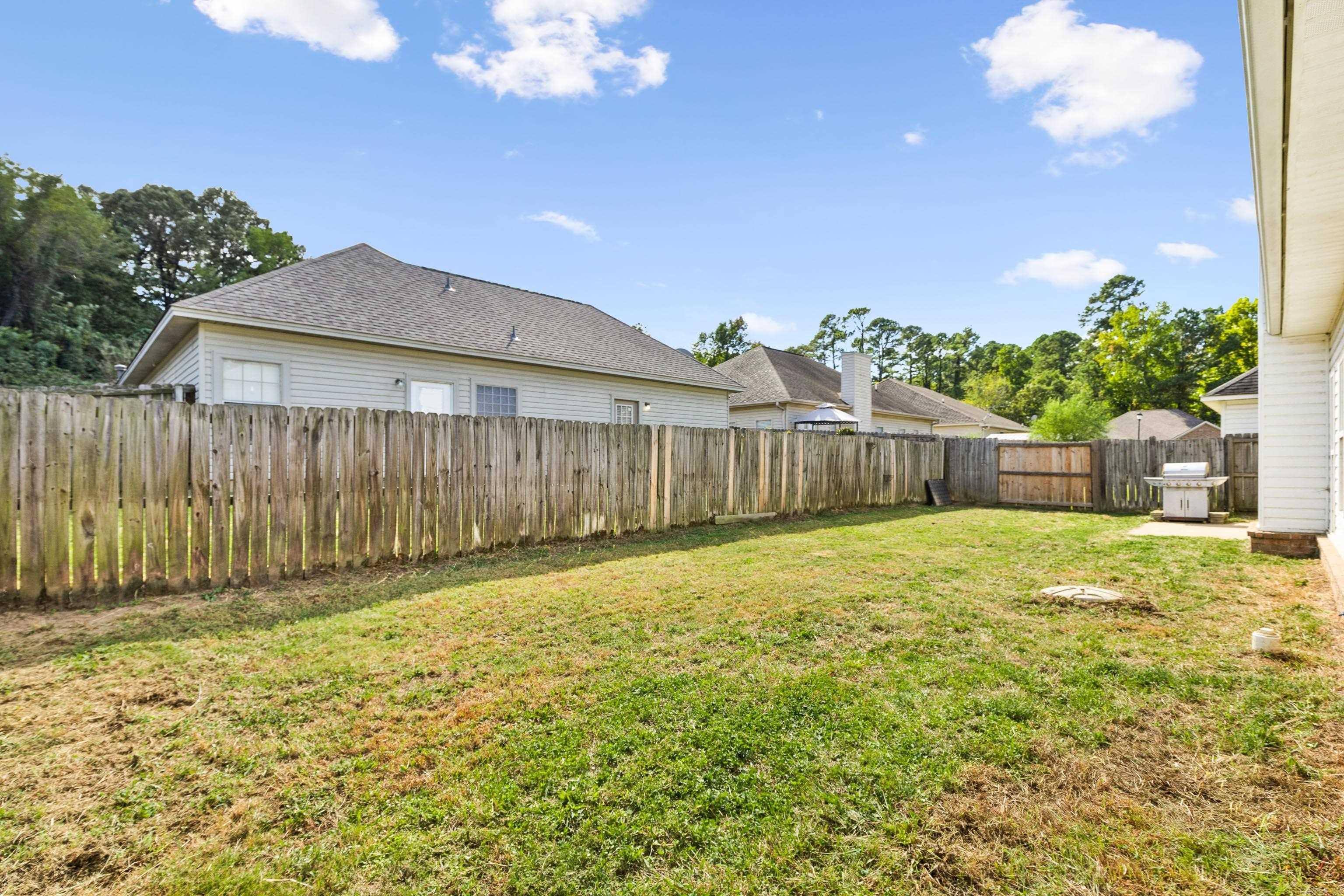 WISTERIA VINEYARD - Residential