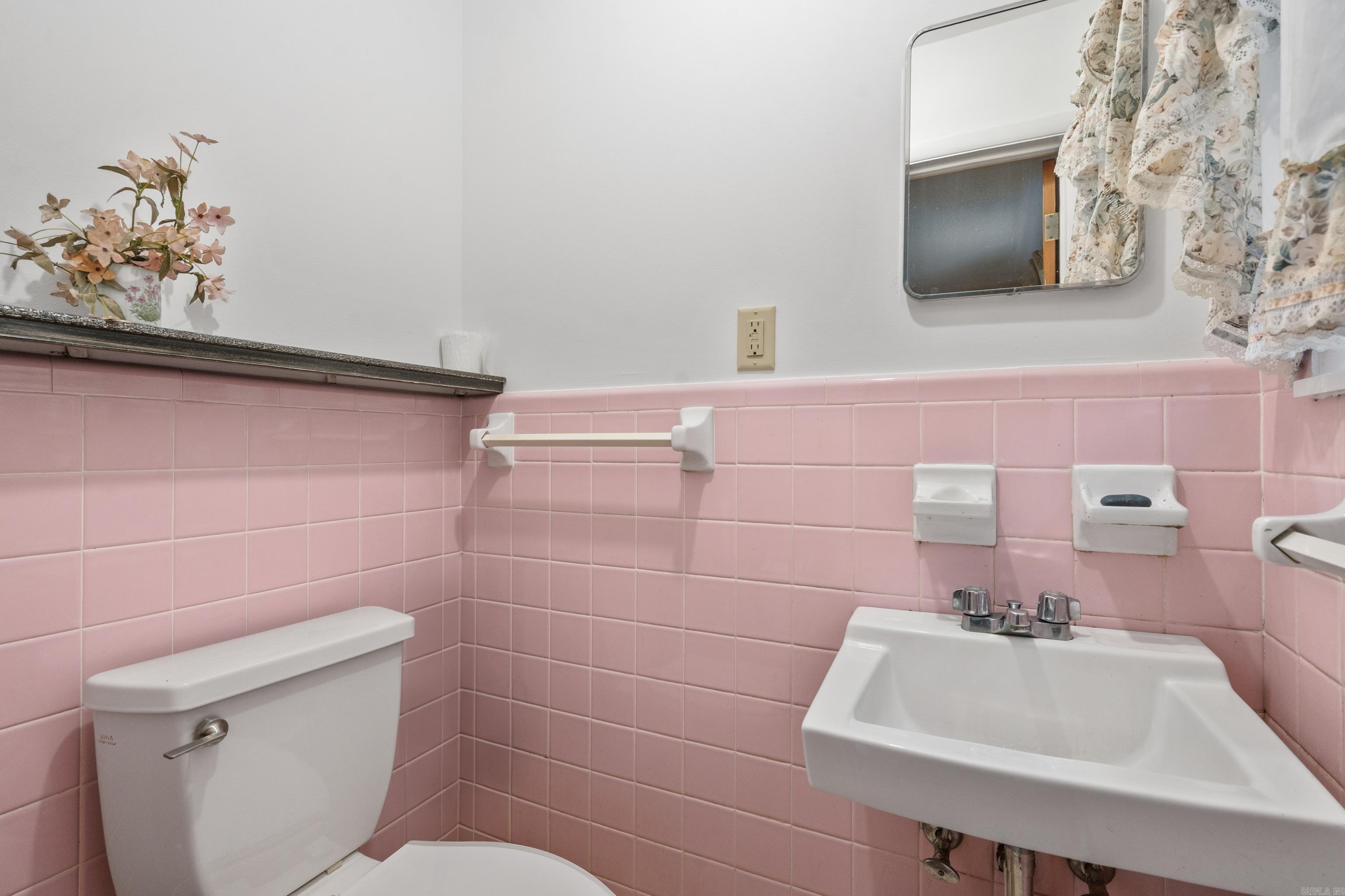 Hot Springs Outside - Residential