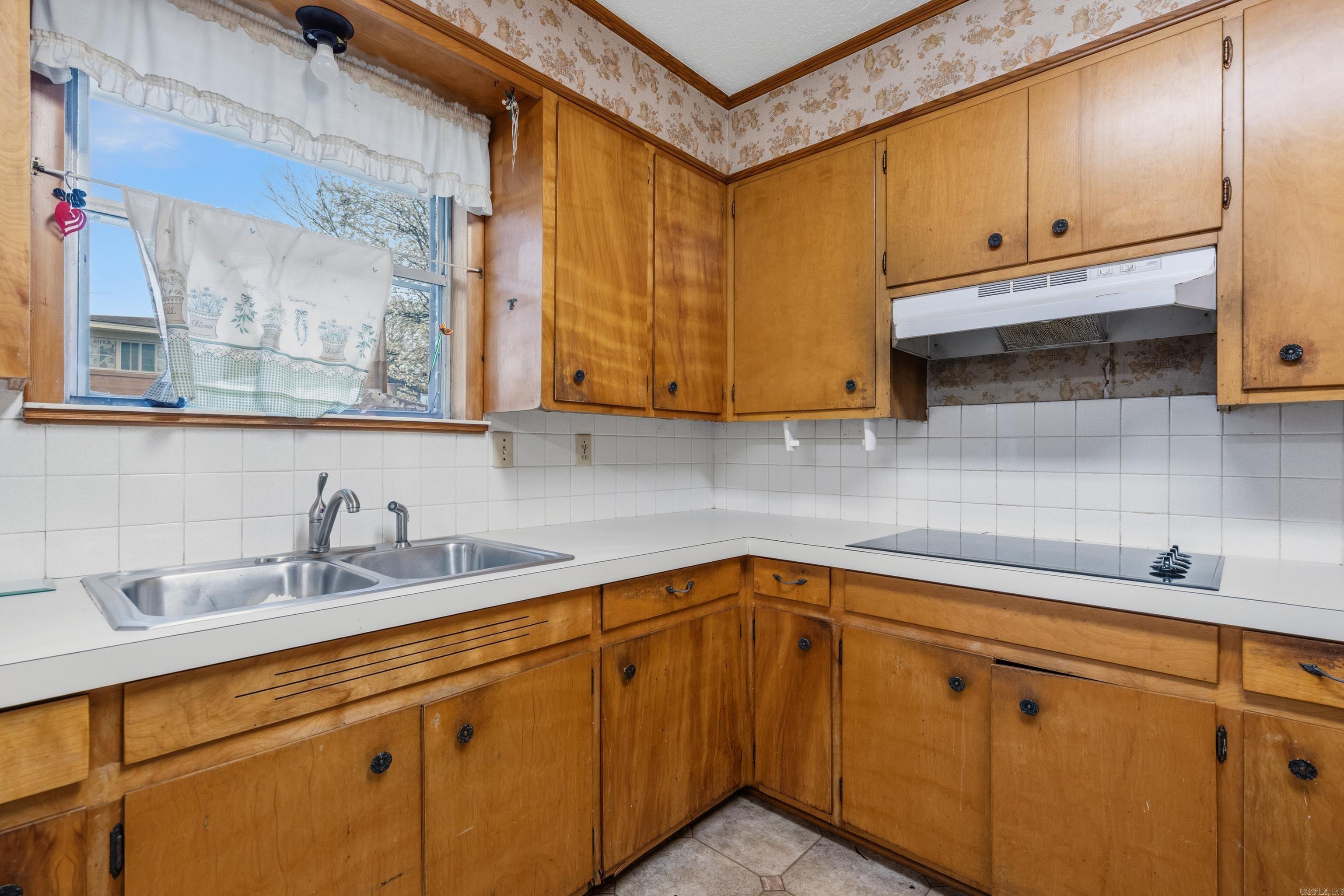 Hot Springs Outside - Residential