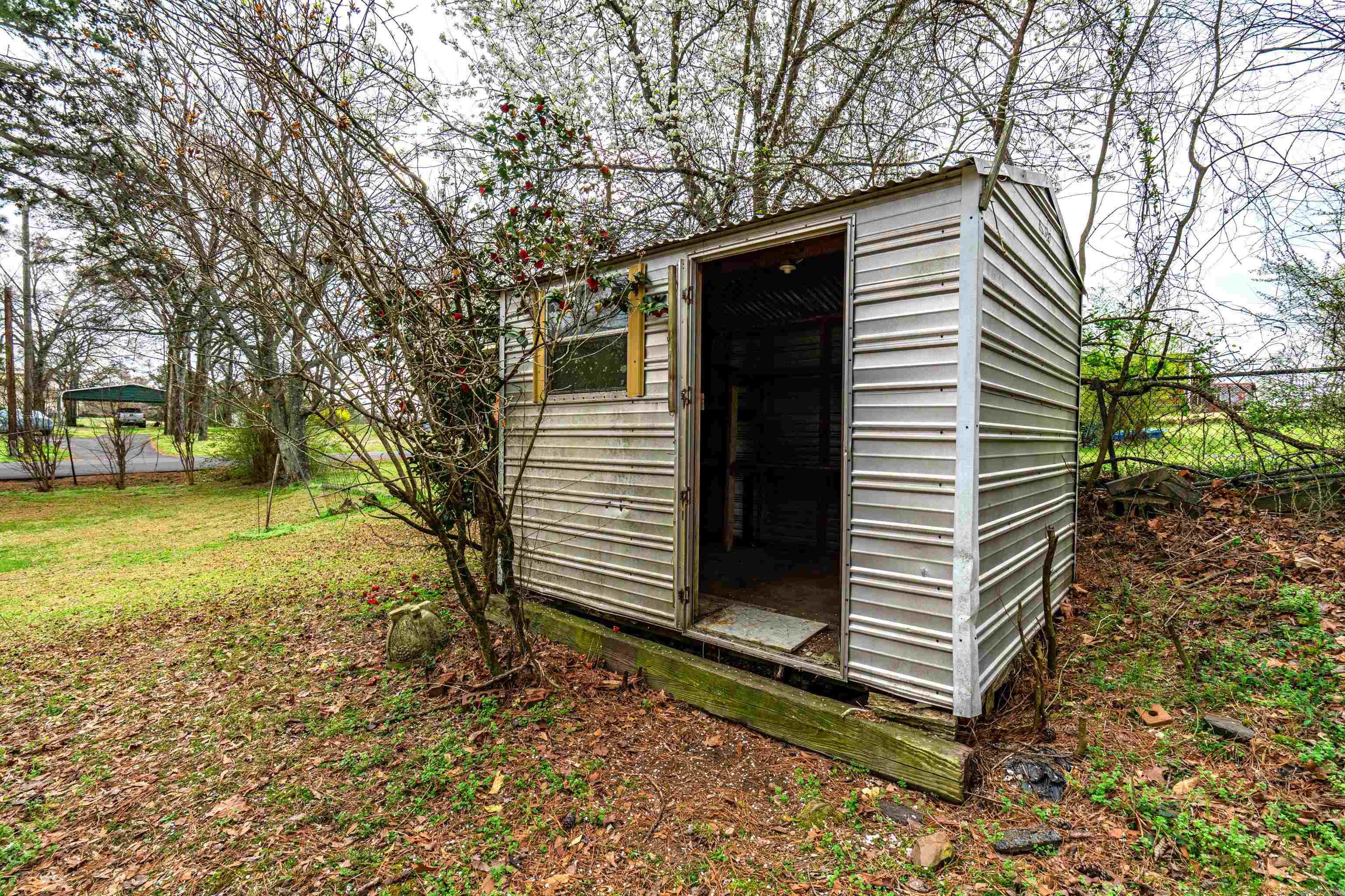 Hot Springs Outside - Residential