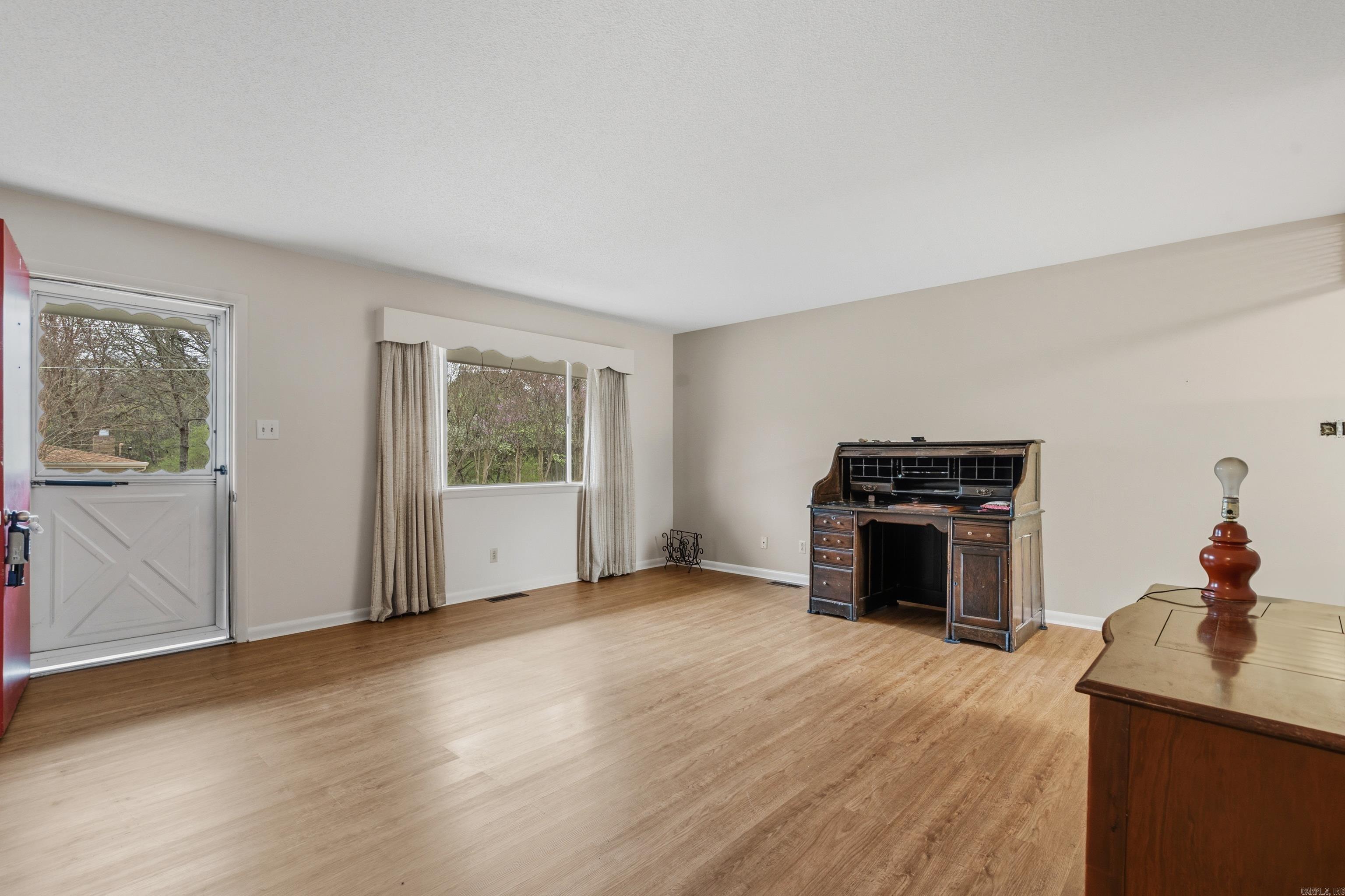 Hot Springs Outside - Residential