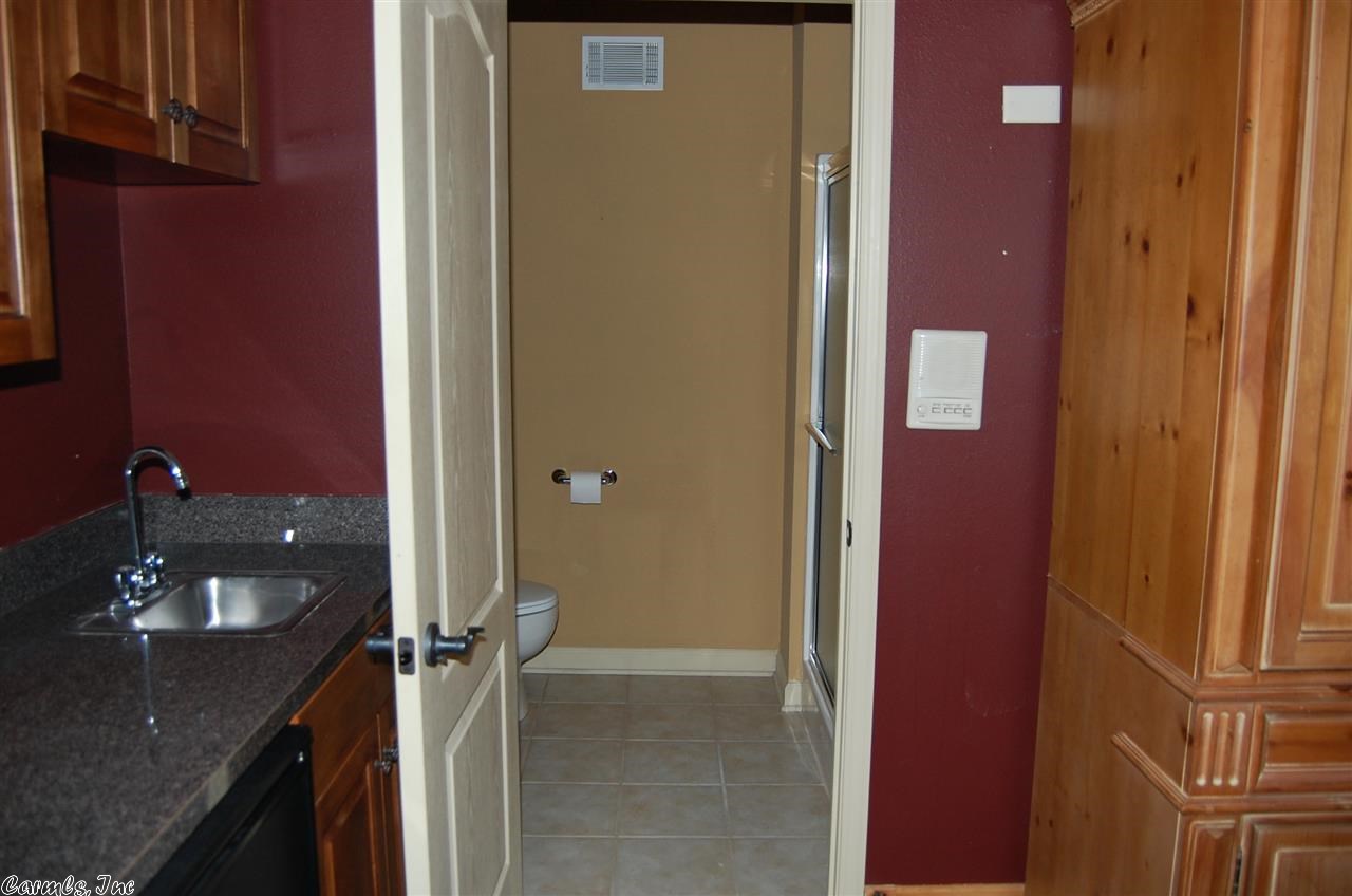 LONGHILLS VILLAGE - Residential