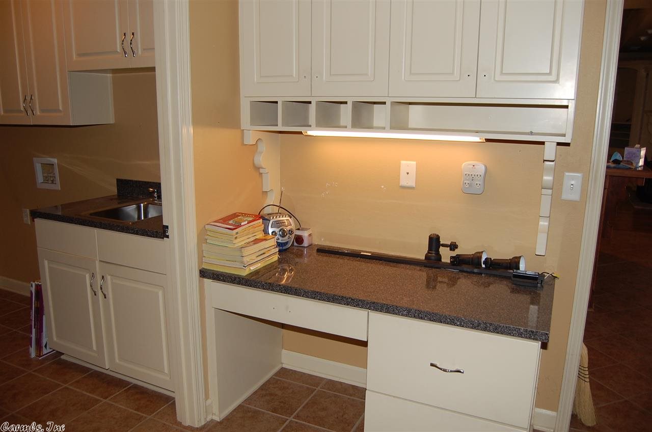 LONGHILLS VILLAGE - Residential