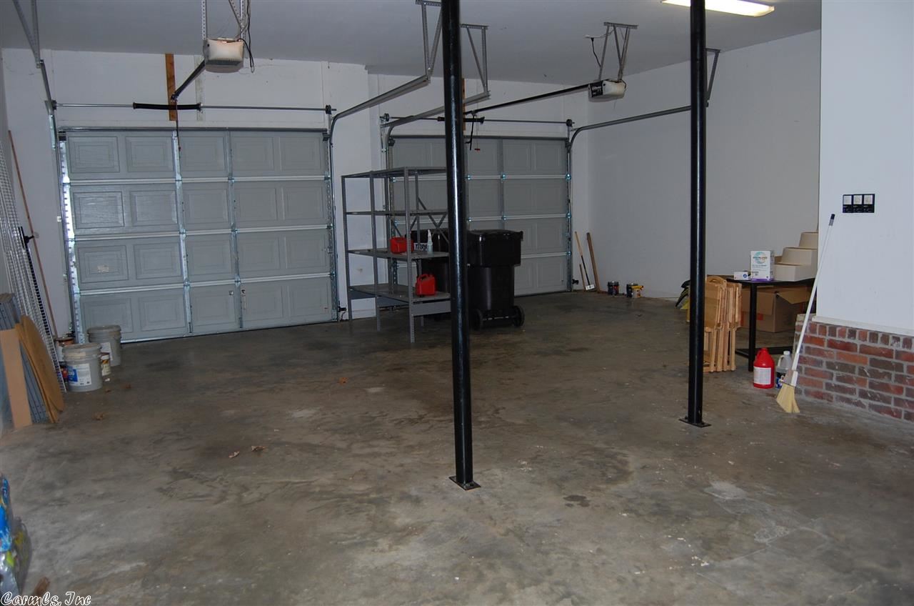 LONGHILLS VILLAGE - Residential