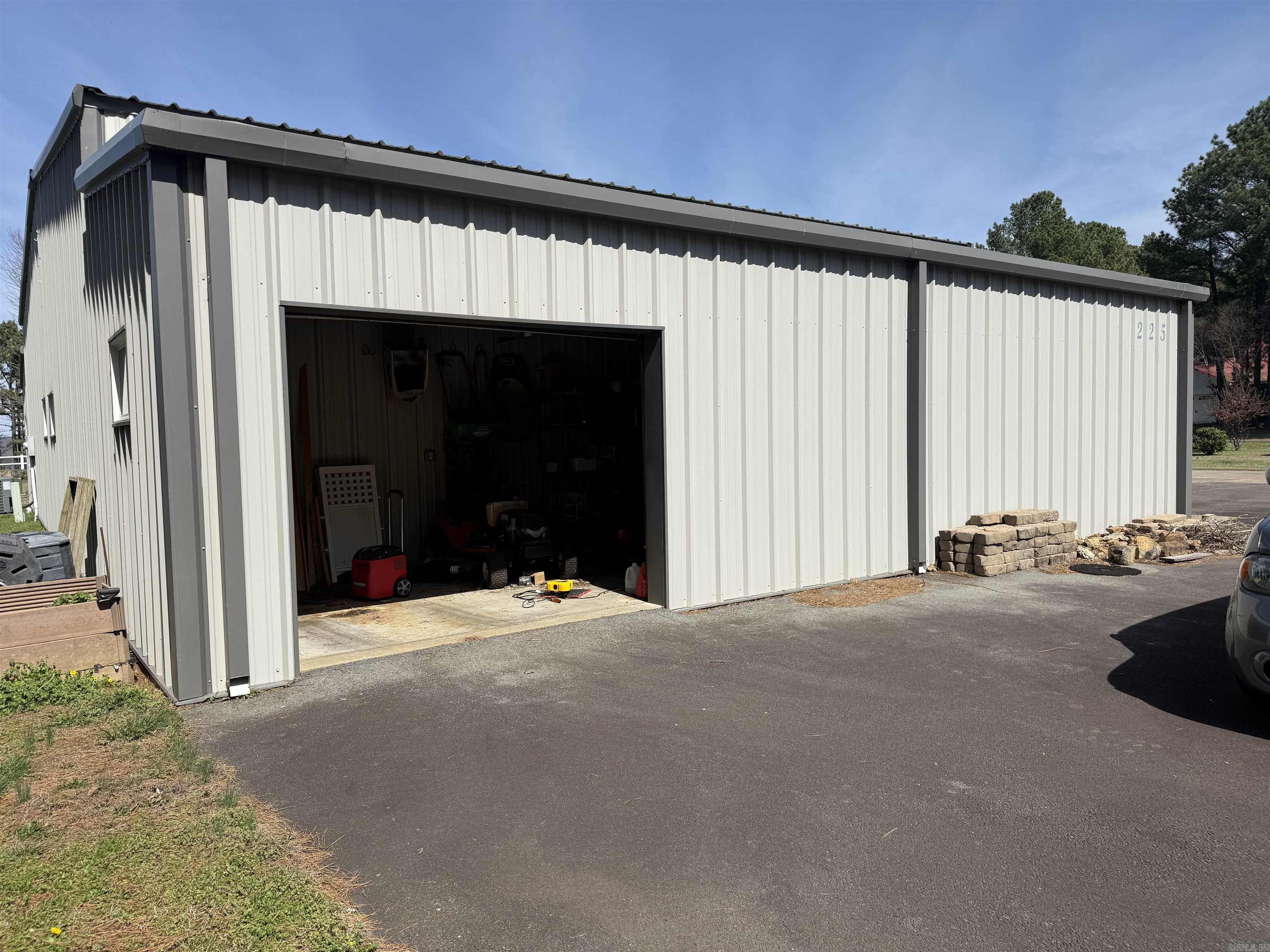 HOLLEY MOUNTAIN AIRPARK - Residential