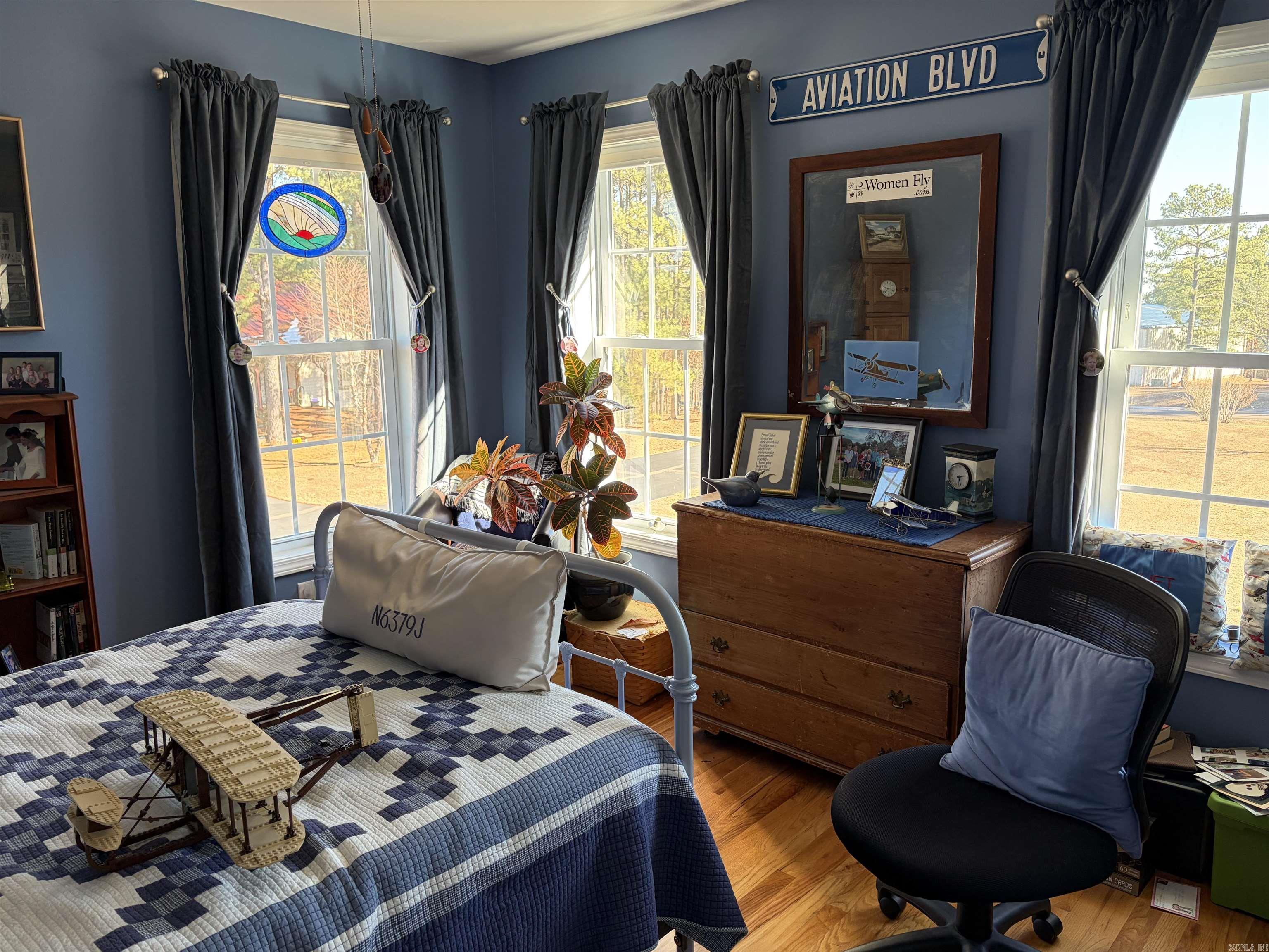 HOLLEY MOUNTAIN AIRPARK - Residential