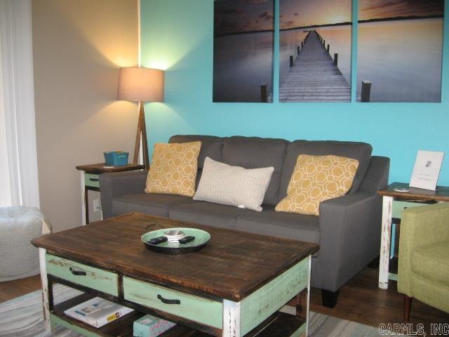 LAKEWOOD HILLS CONDO - Residential