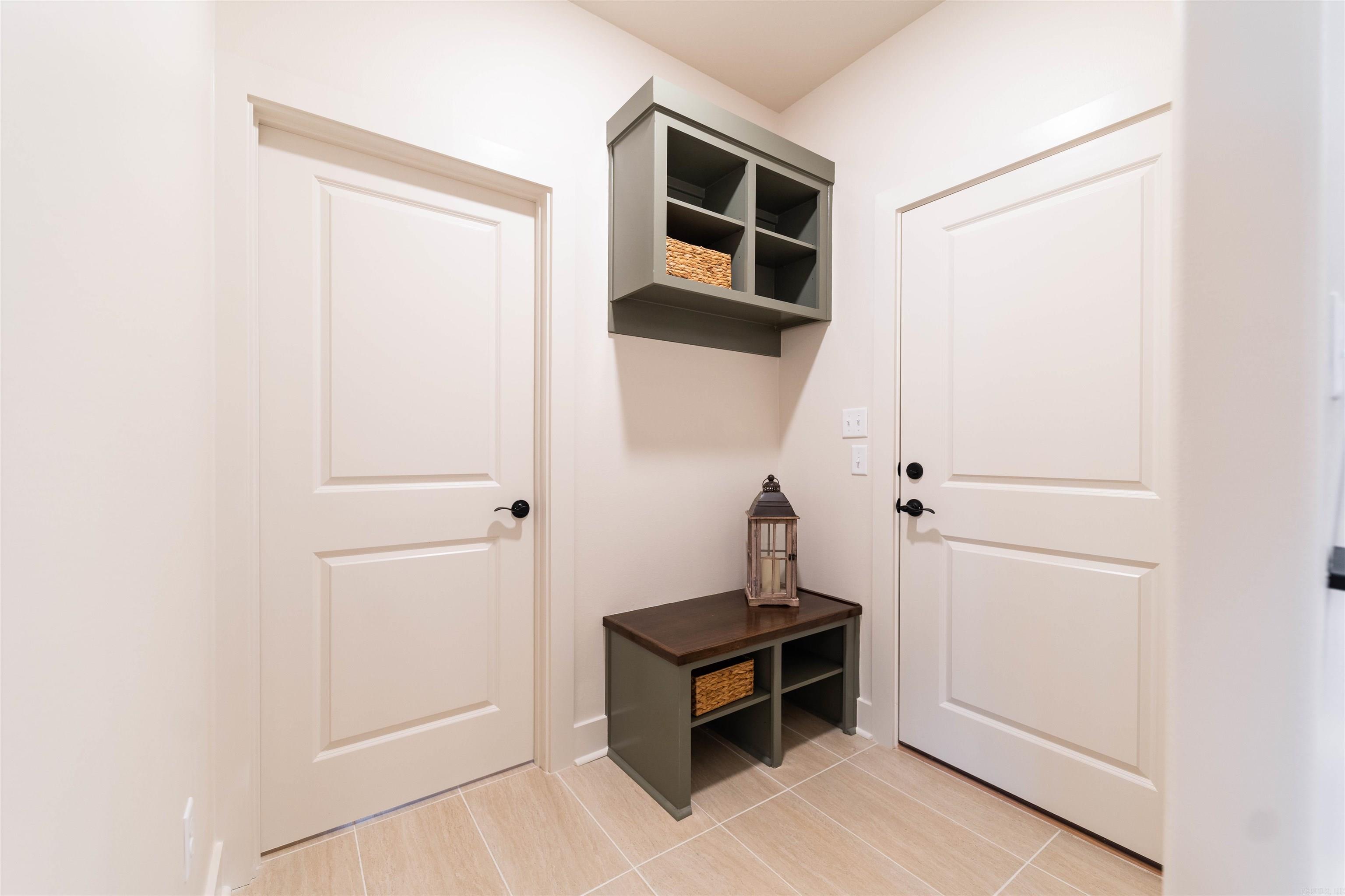 COUNTRY CLUB OF AR-QUARTERS ADDN - Residential