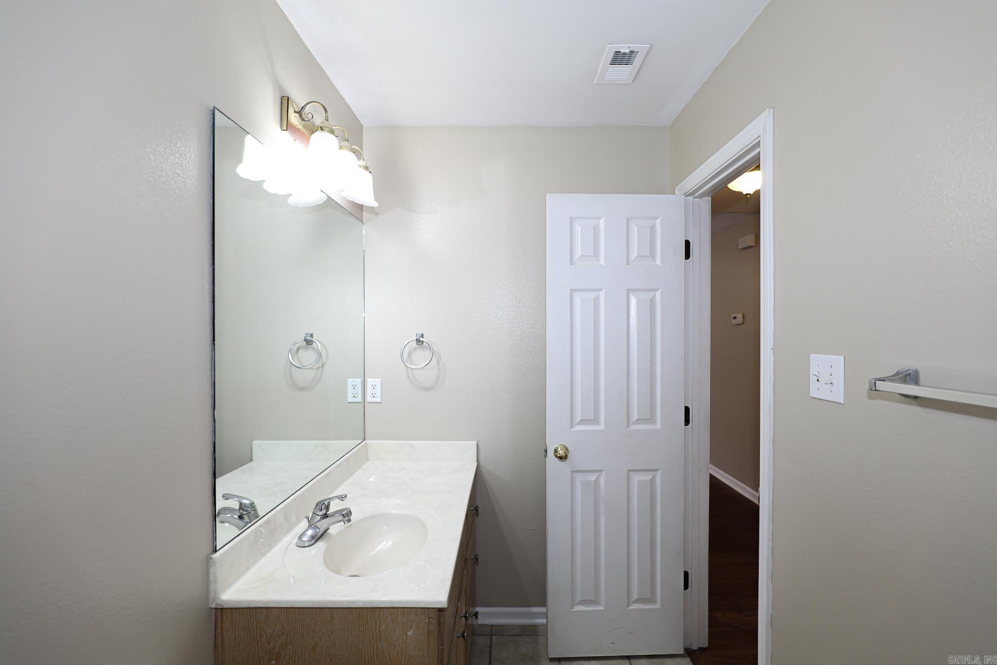 HARTFORD HILLS - Residential