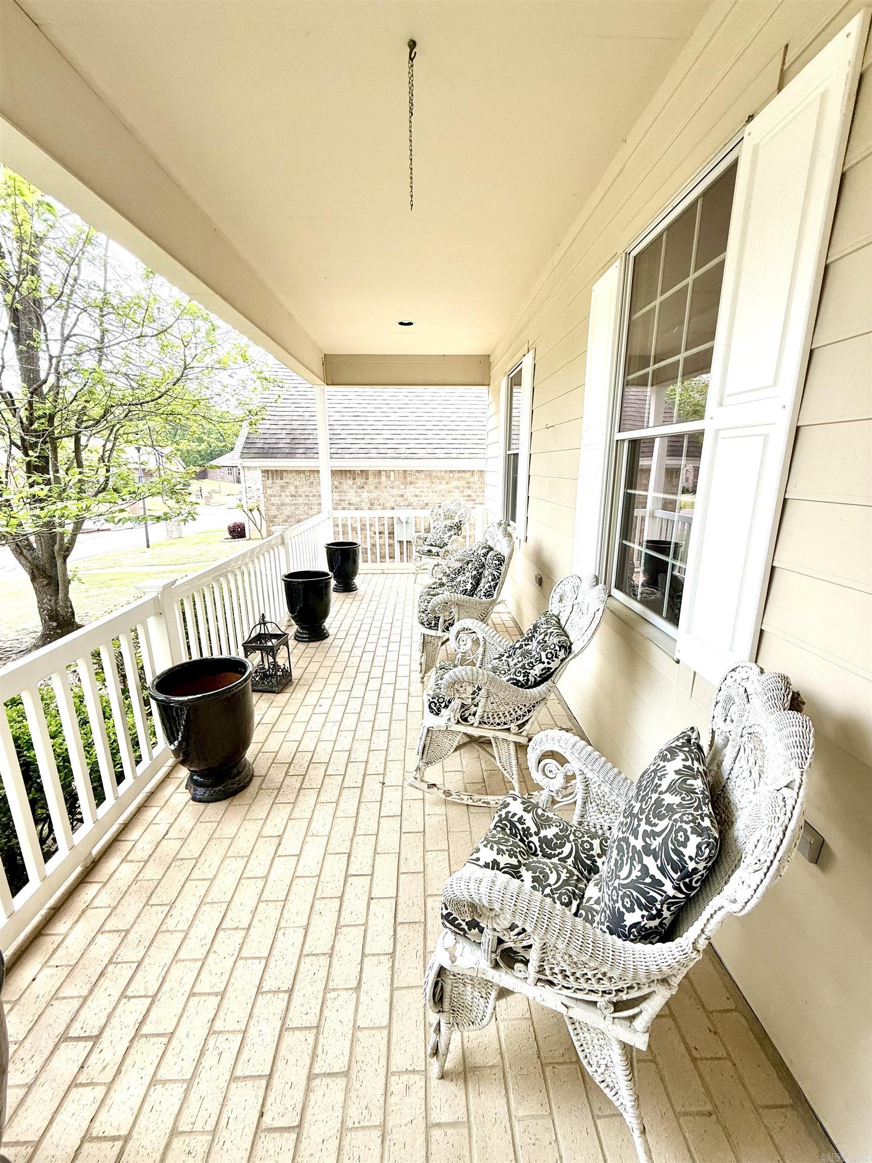 BELVEDERE COURT - Residential