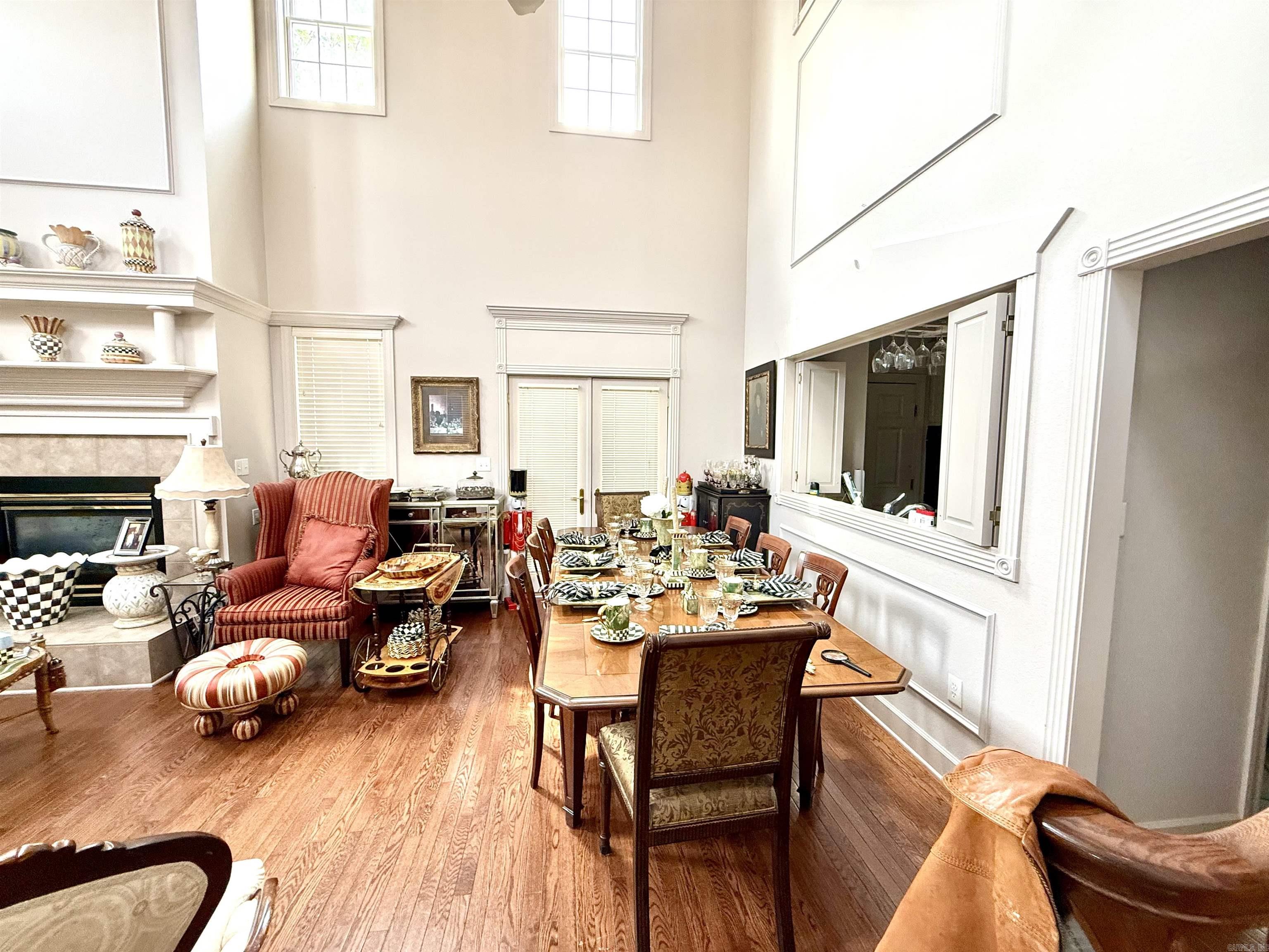 BELVEDERE COURT - Residential