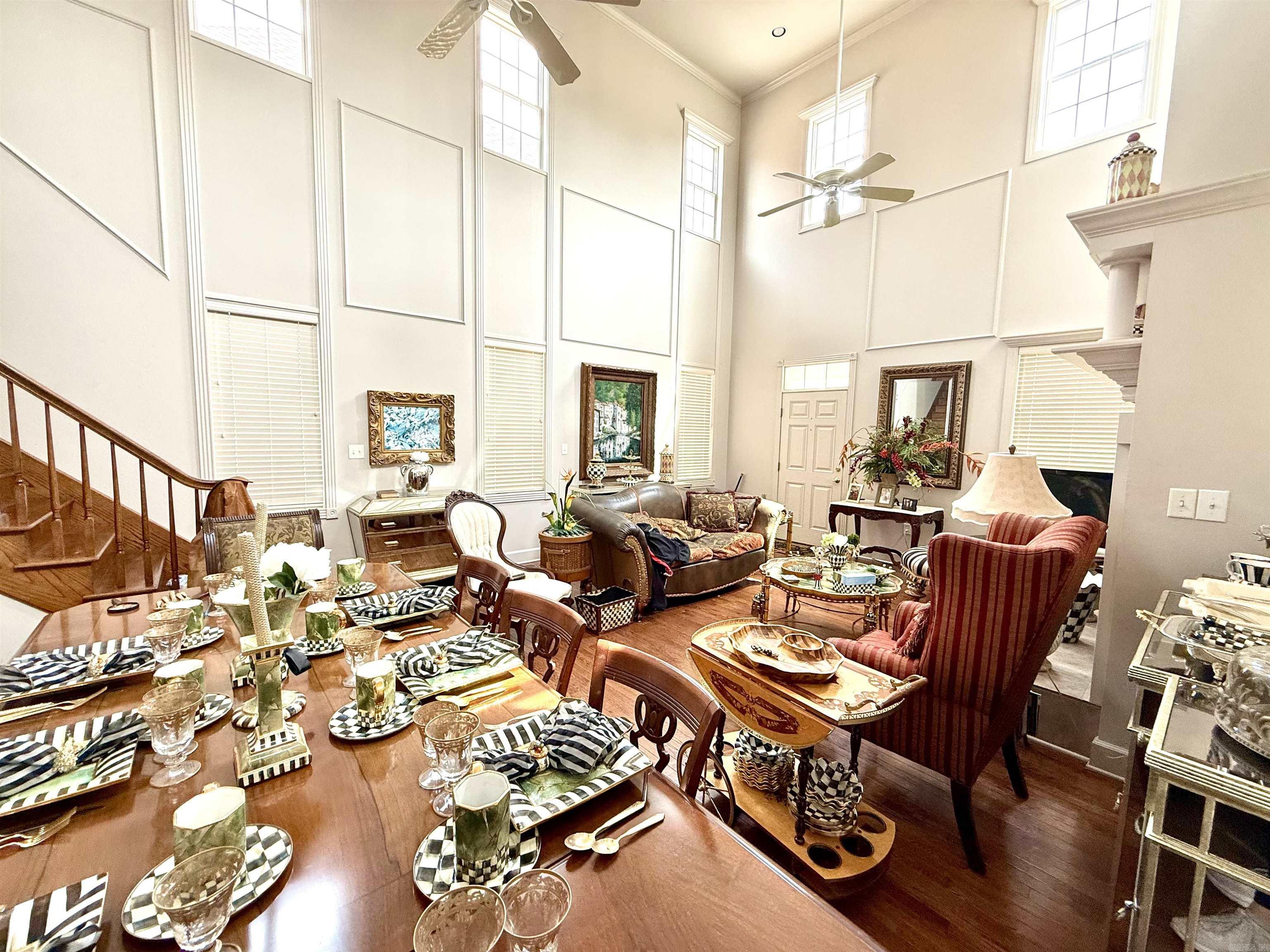 BELVEDERE COURT - Residential