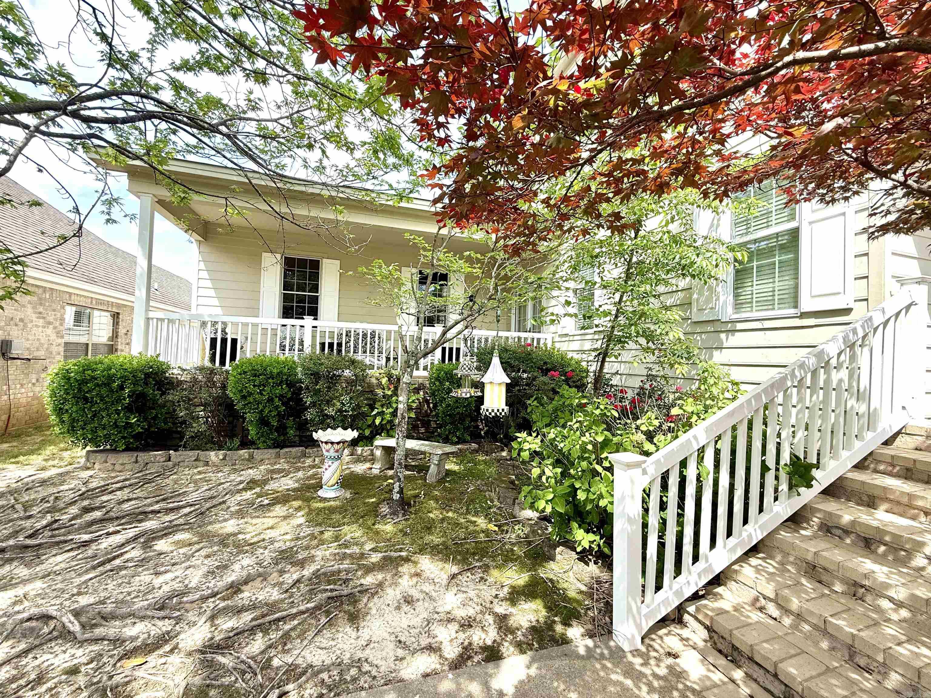 BELVEDERE COURT - Residential