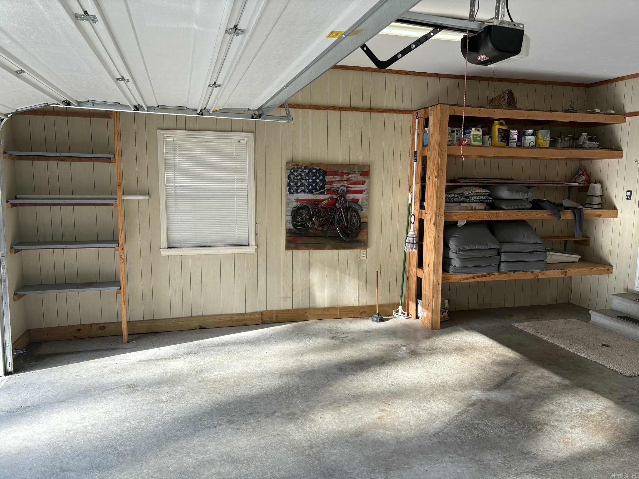 ARROWHEAD VILLAGE - Residential